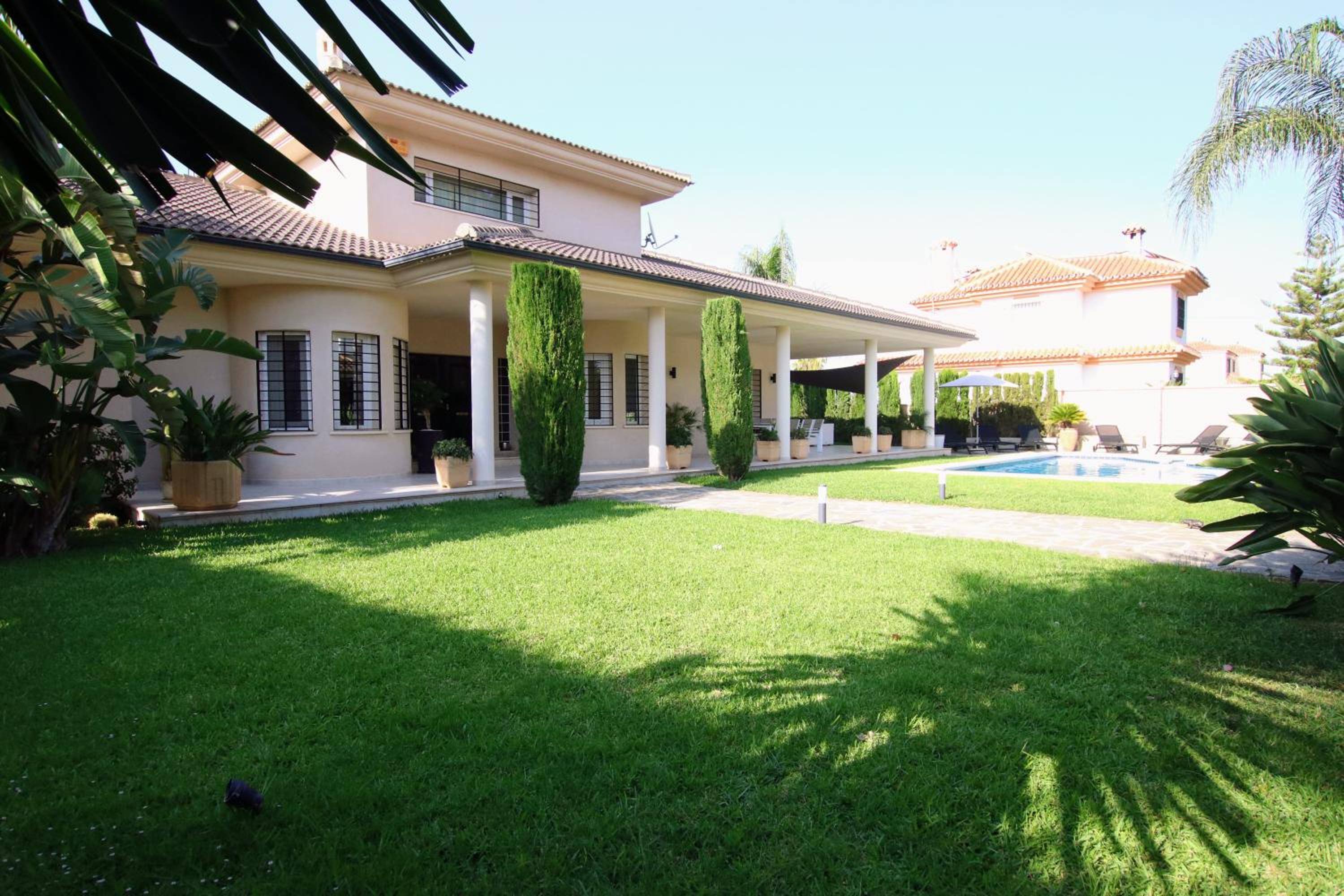 TESS Villa Jocalo