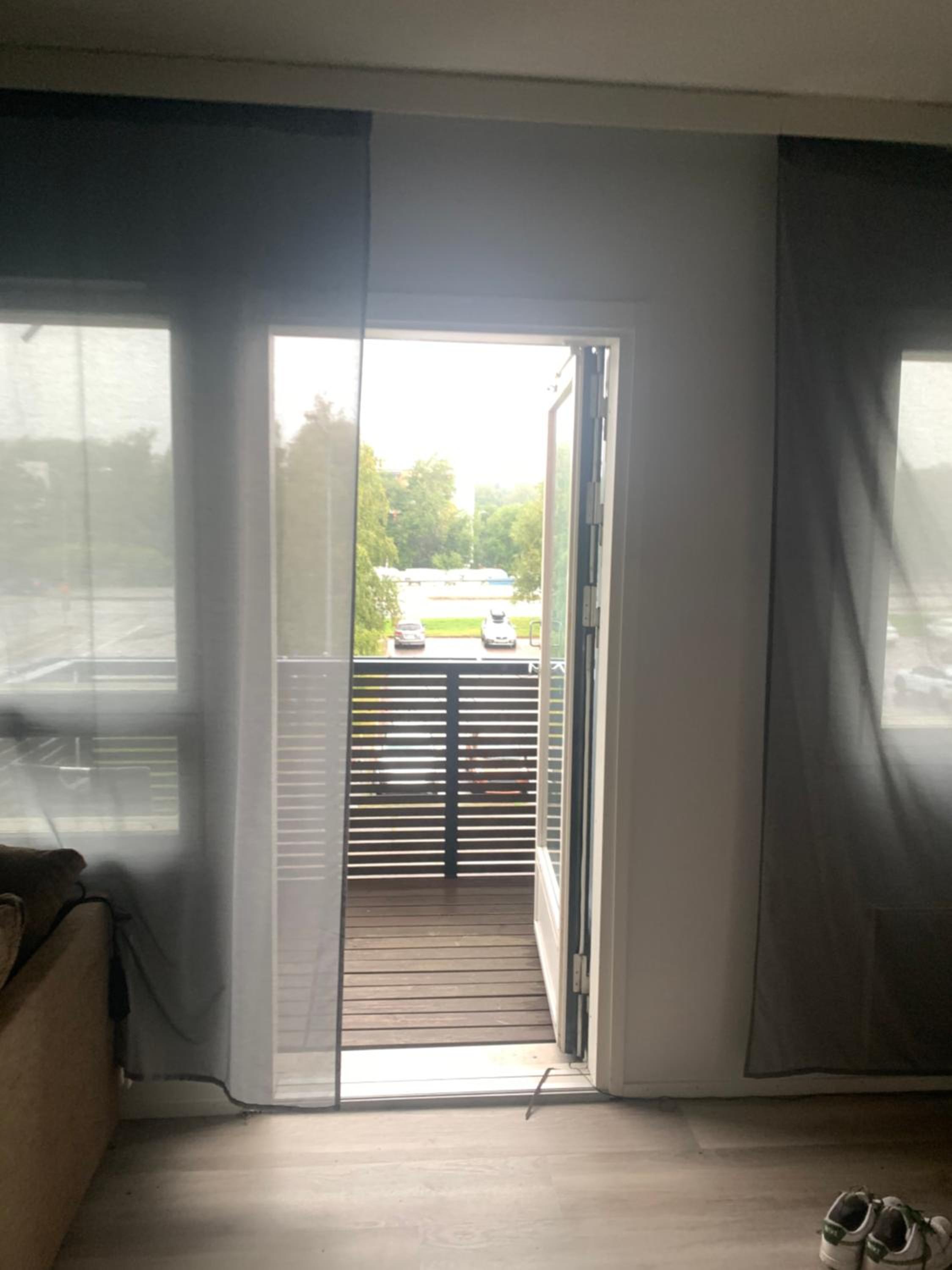 Spacious Apartment Next to Metro, Beach, Shopping Centre, photo 9