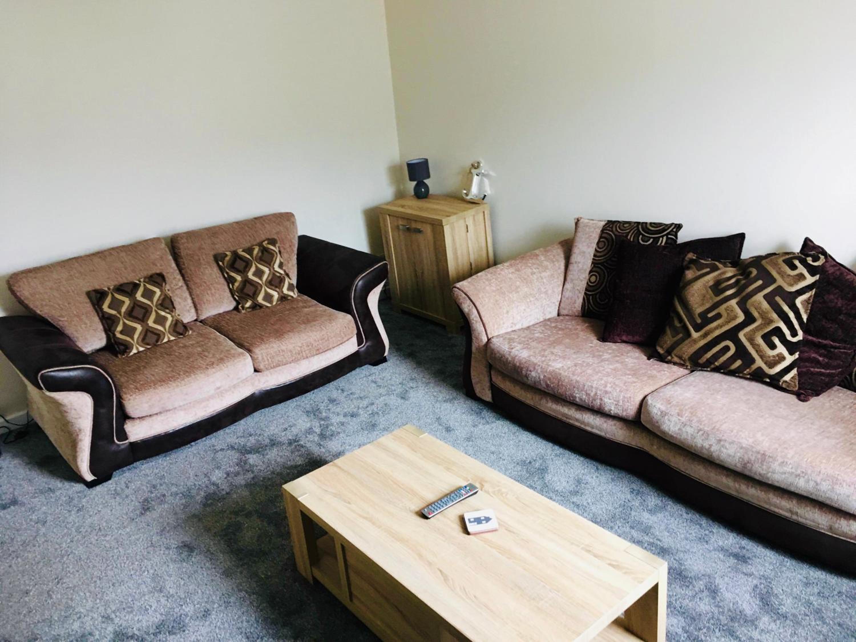 Hotel 2 Bedroom Townhouse on NC500, Wick, Highland - Image 1