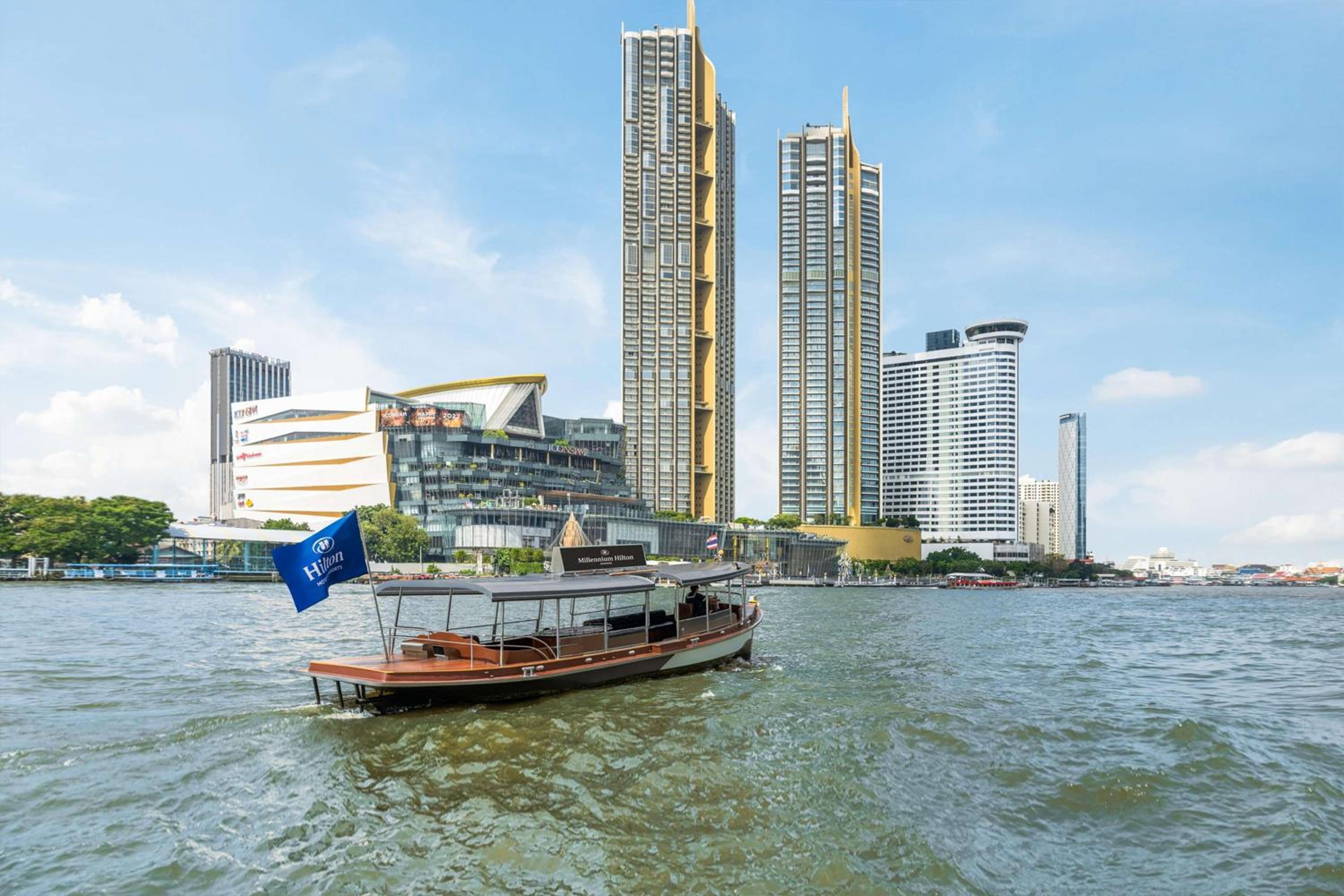 Millennium Hilton Bangkok-2