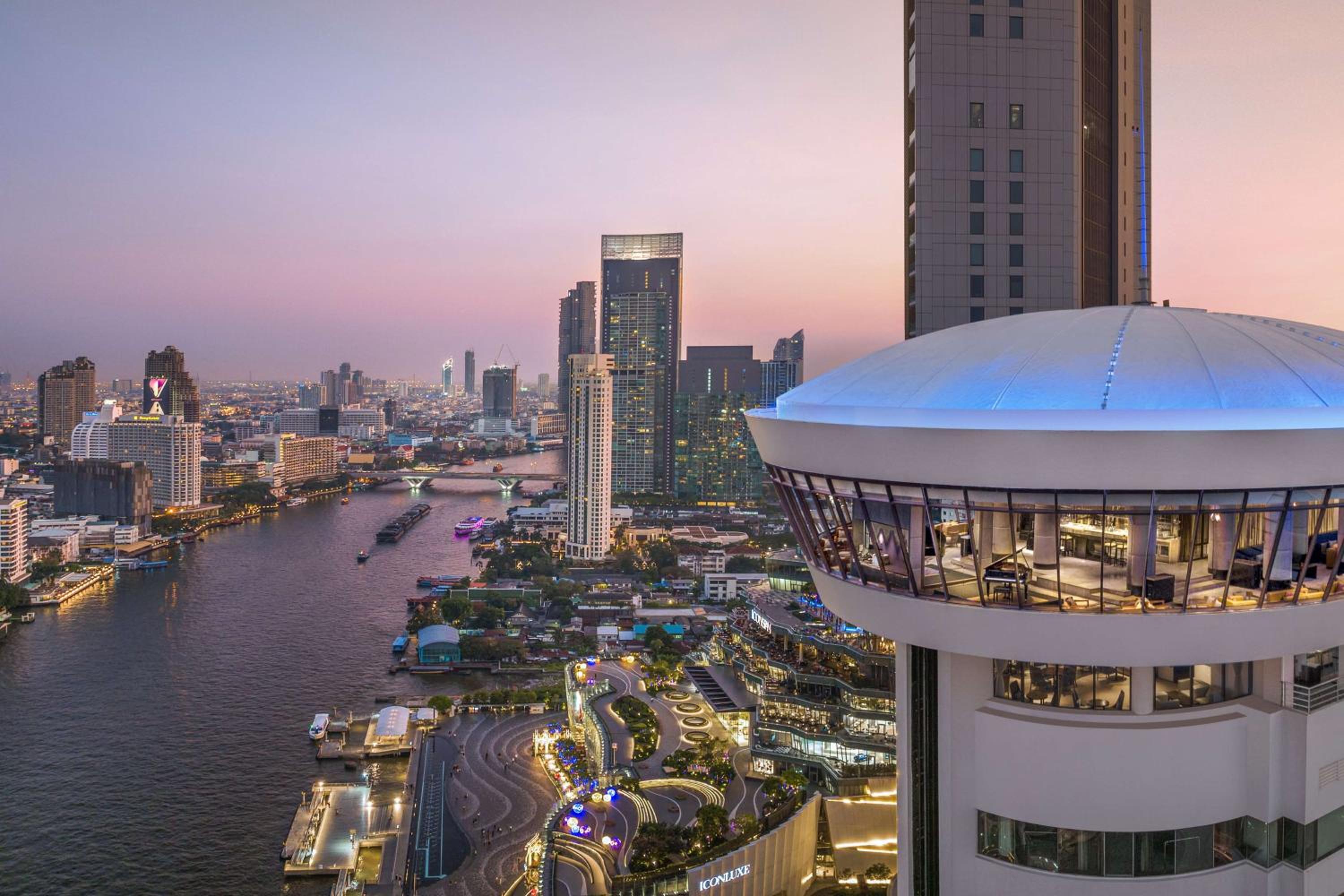 Millennium Hilton Bangkok-3