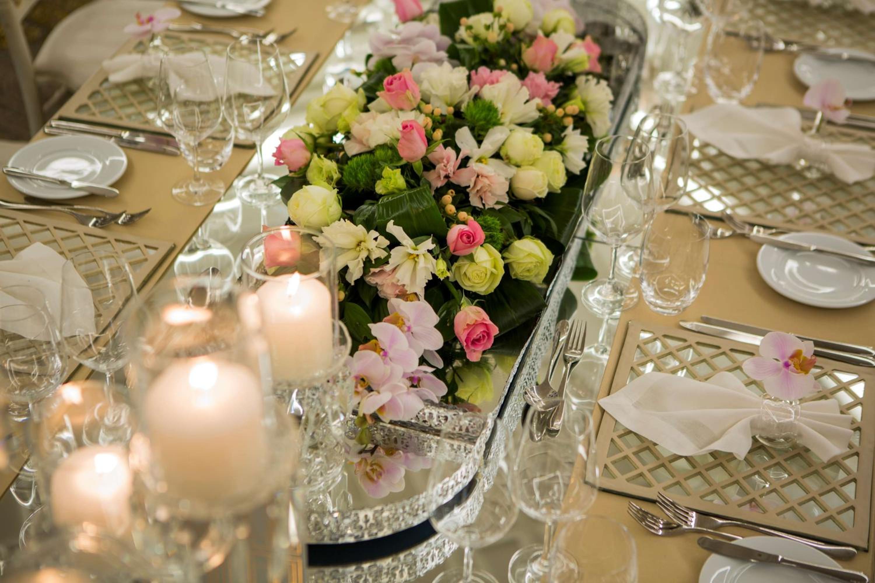 Hilton Istanbul Bomonti - Image 36