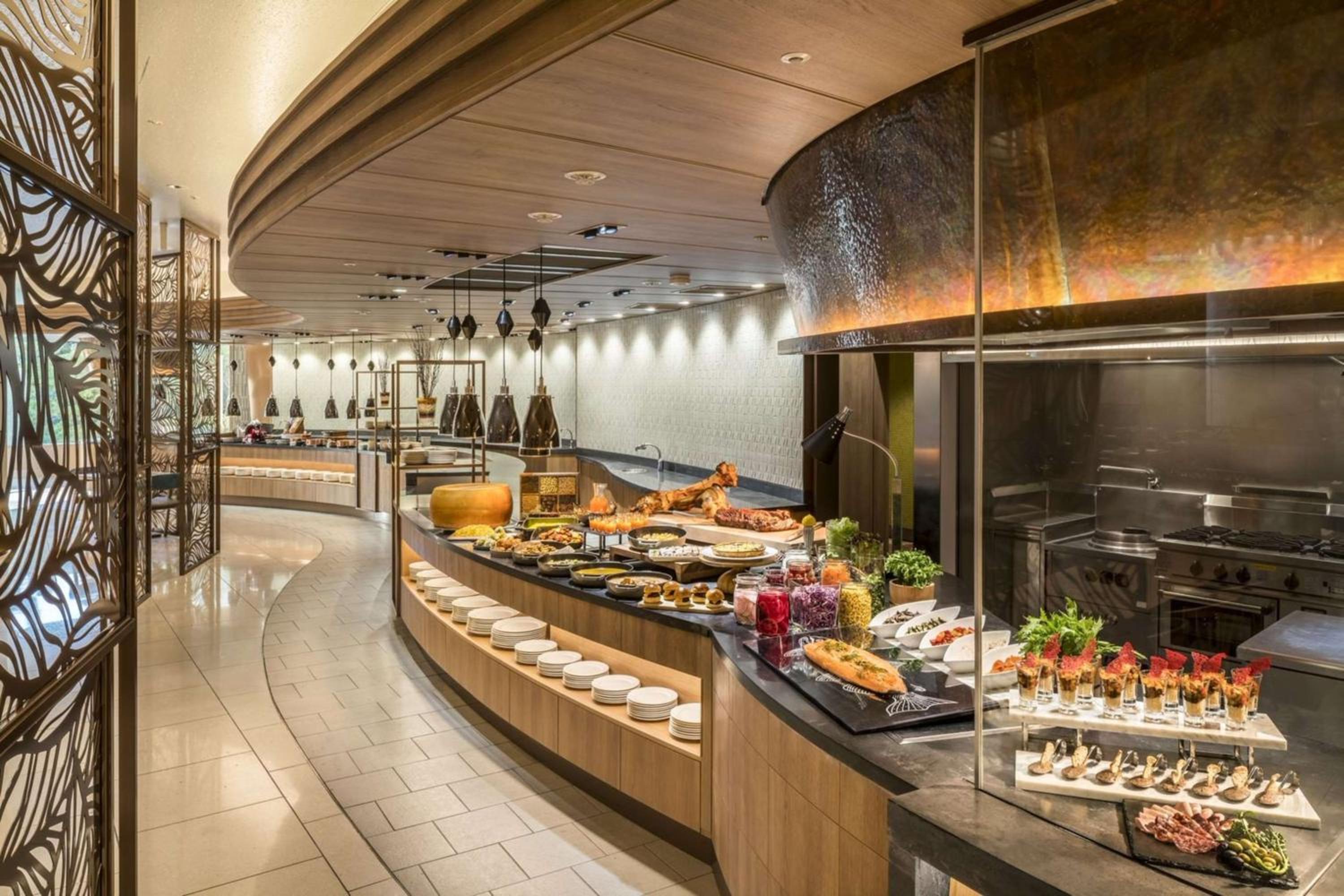 Urayasu Vacations - Hilton Tokyo Bay - Property Image 9
