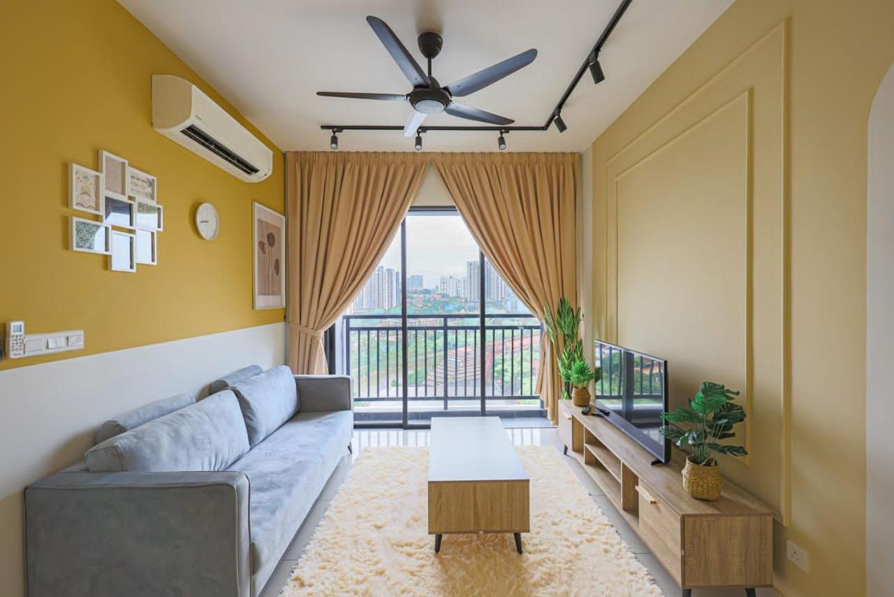 7mins to Mid Valley Central Of Old Klang Road By Nexx Field