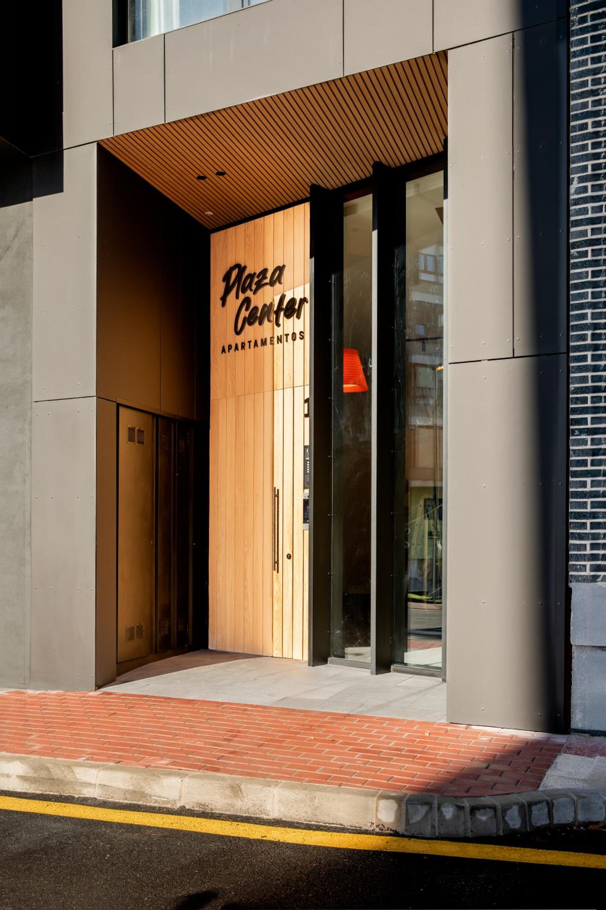 Apartamentos Plaza Center