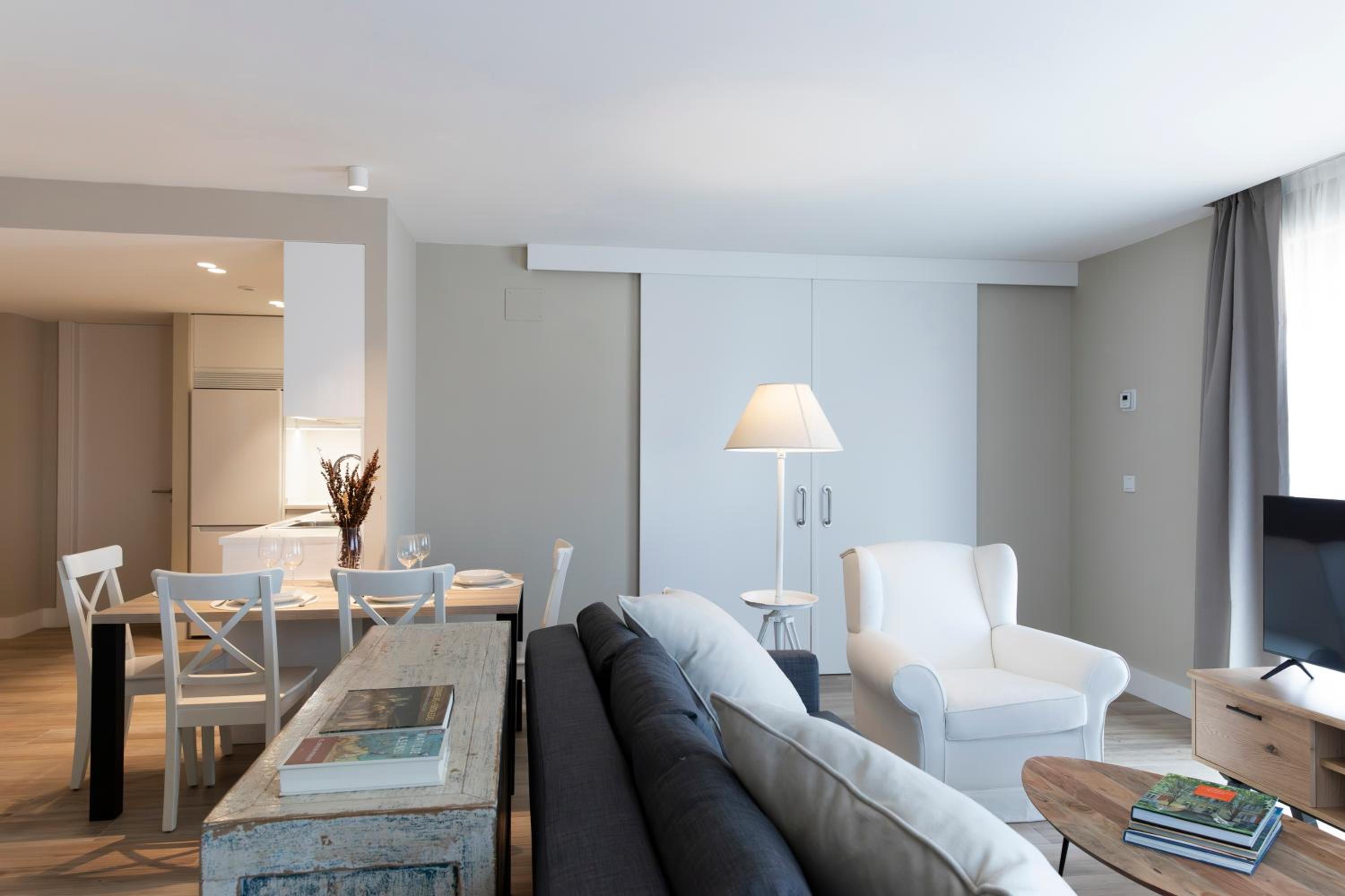 Apartamentos Plaza Center