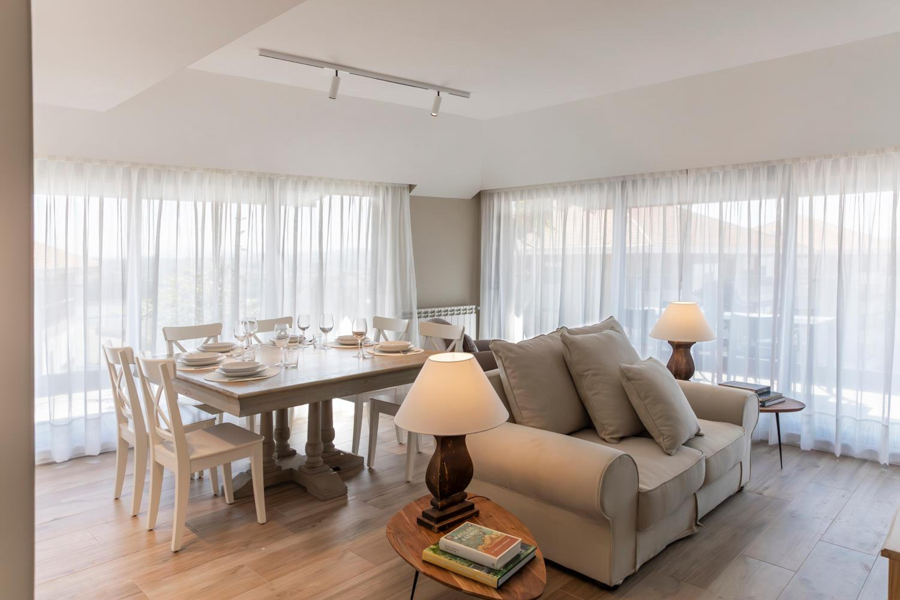 Apartamentos Plaza Center