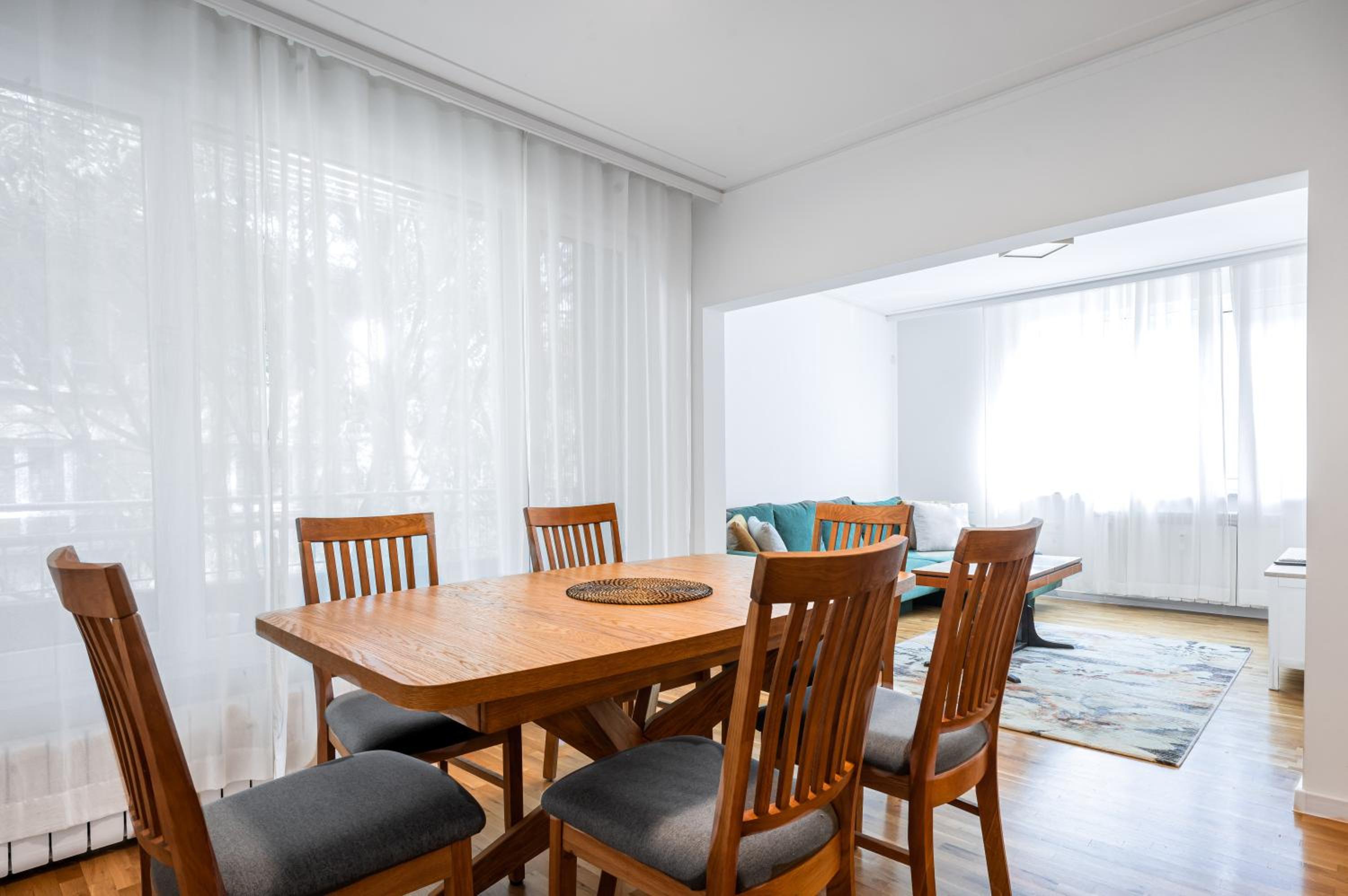 Spacious 1BD Flat in Lozenets - Modern & Central by Flat Mаnager