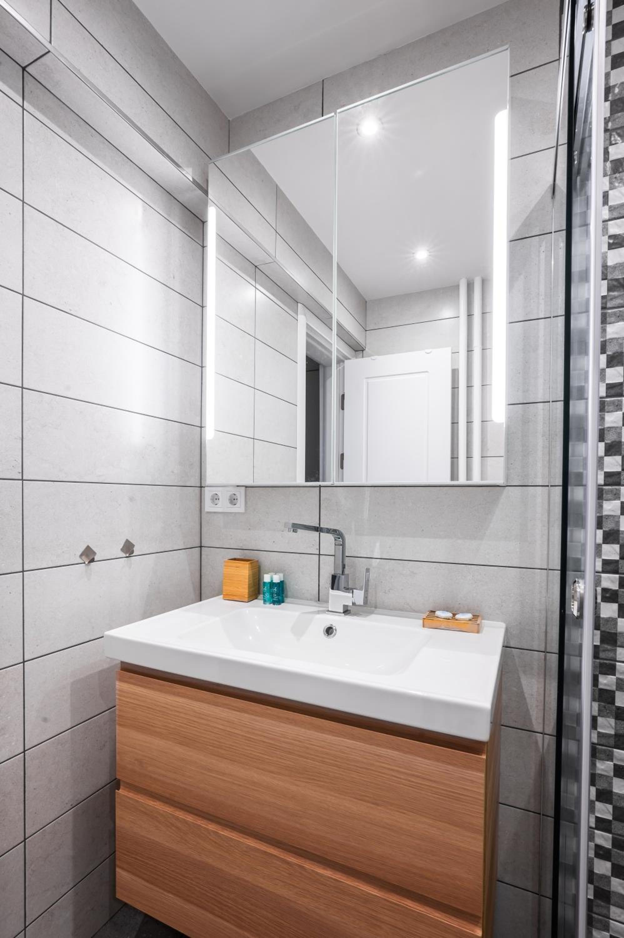 Spacious 1BD Flat in Lozenets - Modern & Central by Flat Mаnager