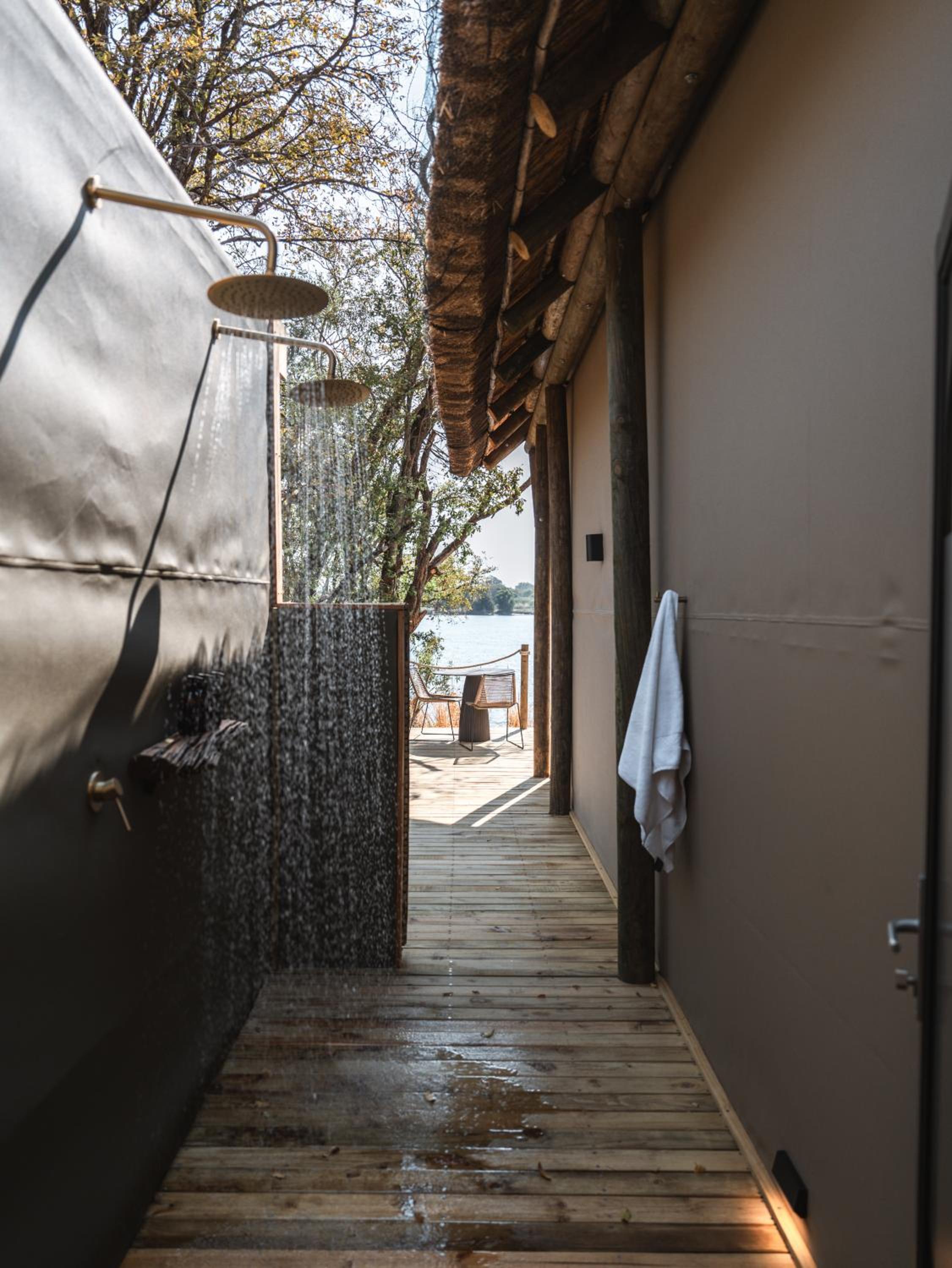 Victoria Falls River Lodge