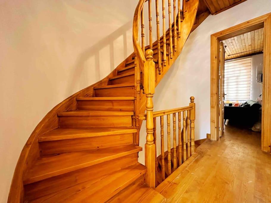 Refurbished Triplex in Taksim