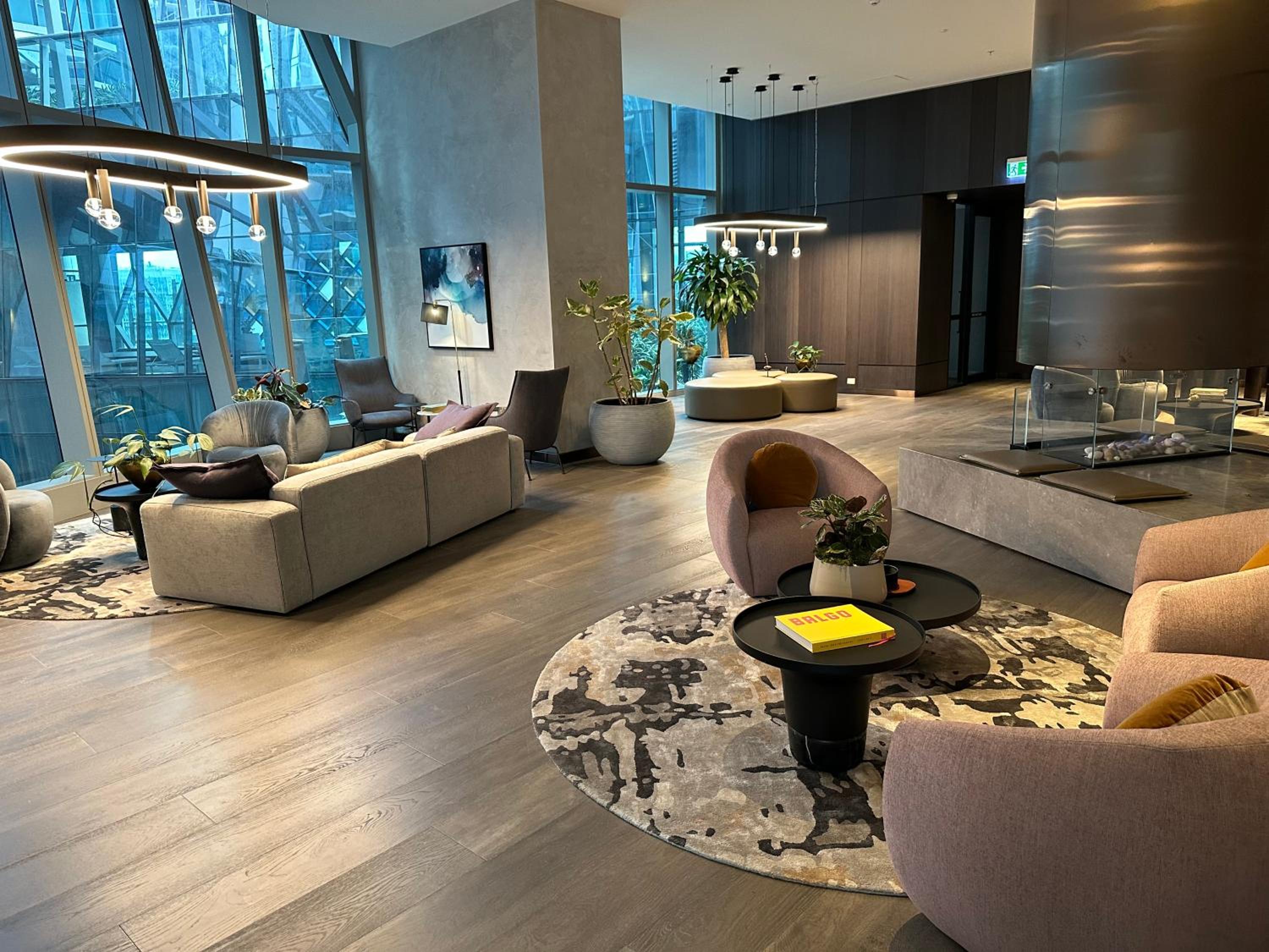 Harborview Horizon Suite