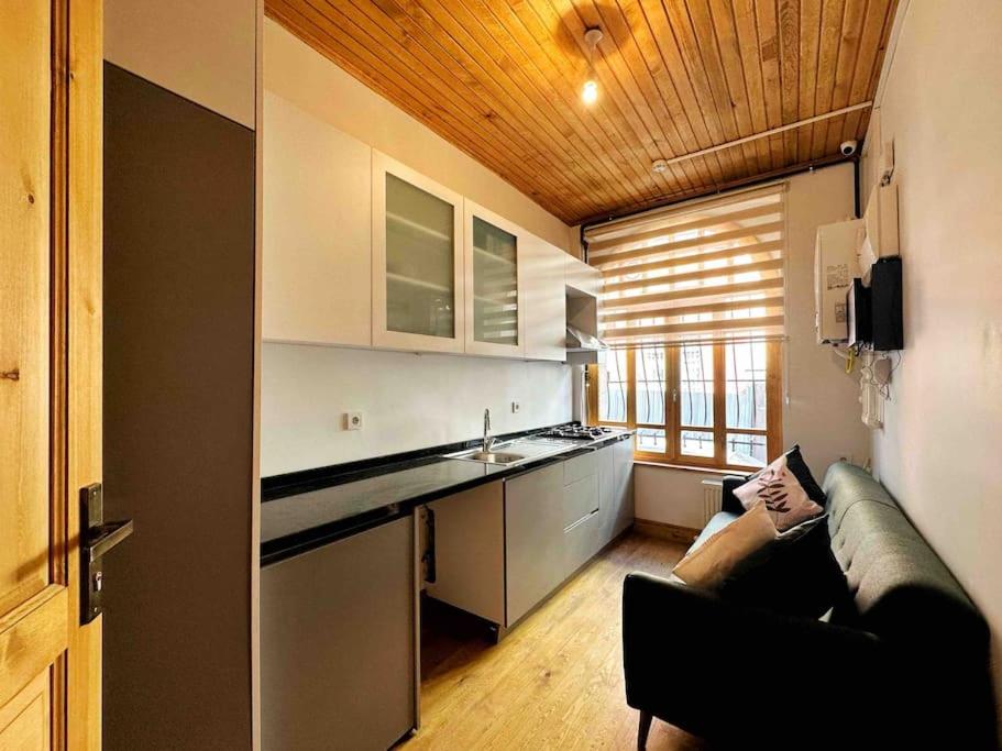Refurbished Triplex in Taksim