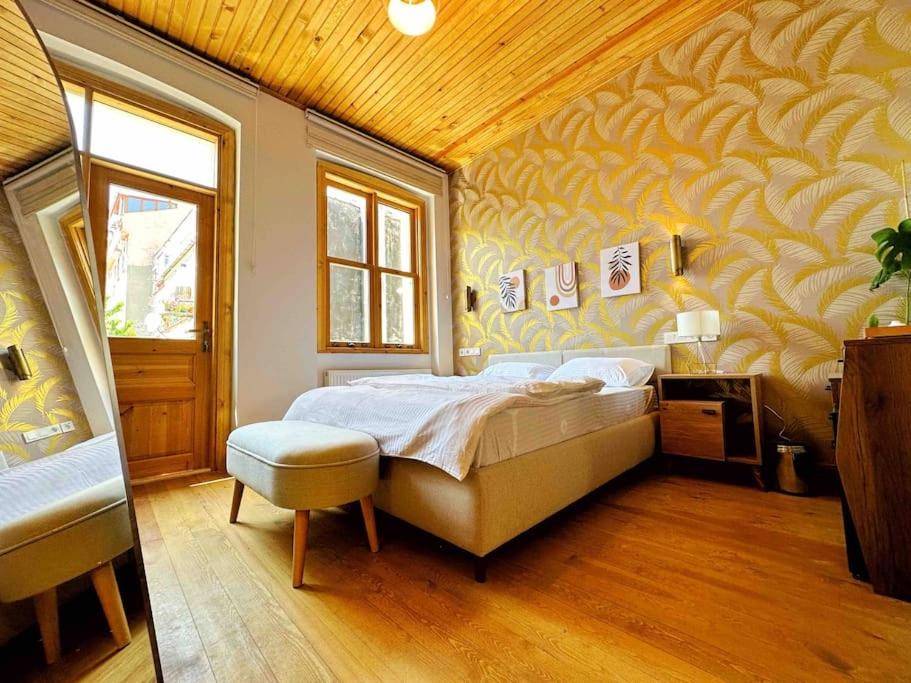 Refurbished Triplex in Taksim