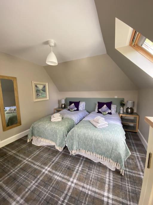 Middle Lodge