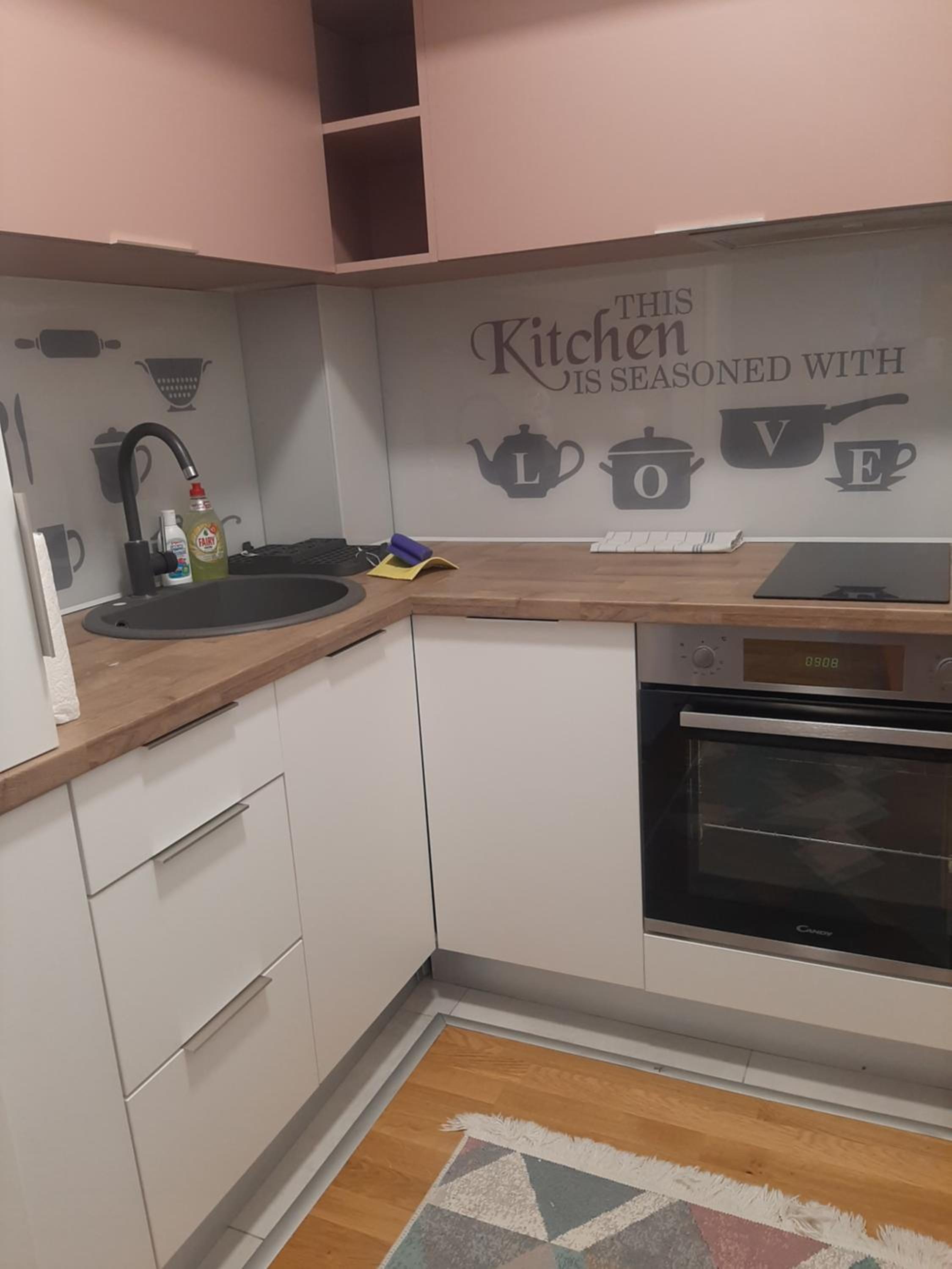 Residence Lamela Apartment - FREE GARAGE PARKING