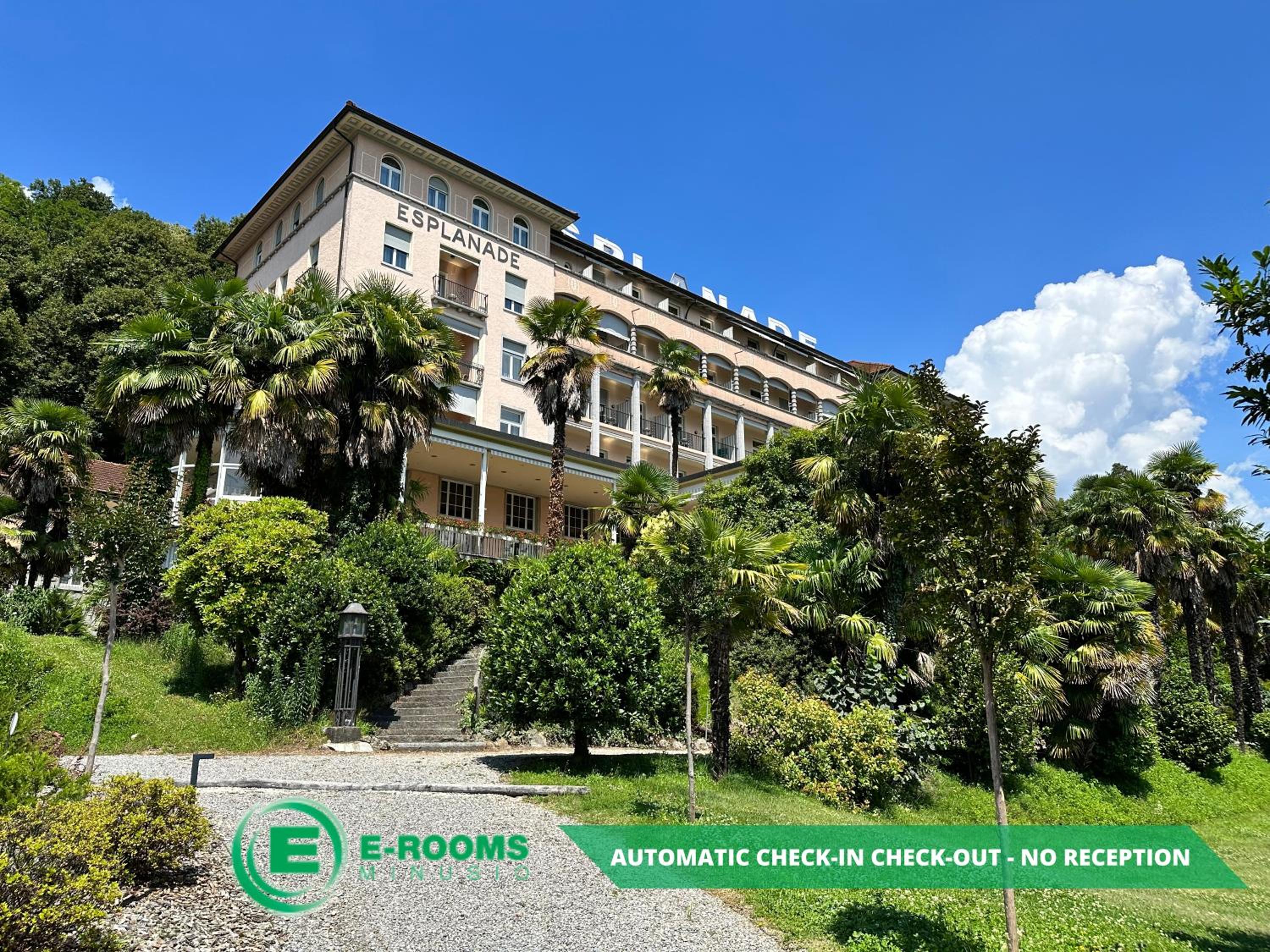 E-Rooms Minusio view 2