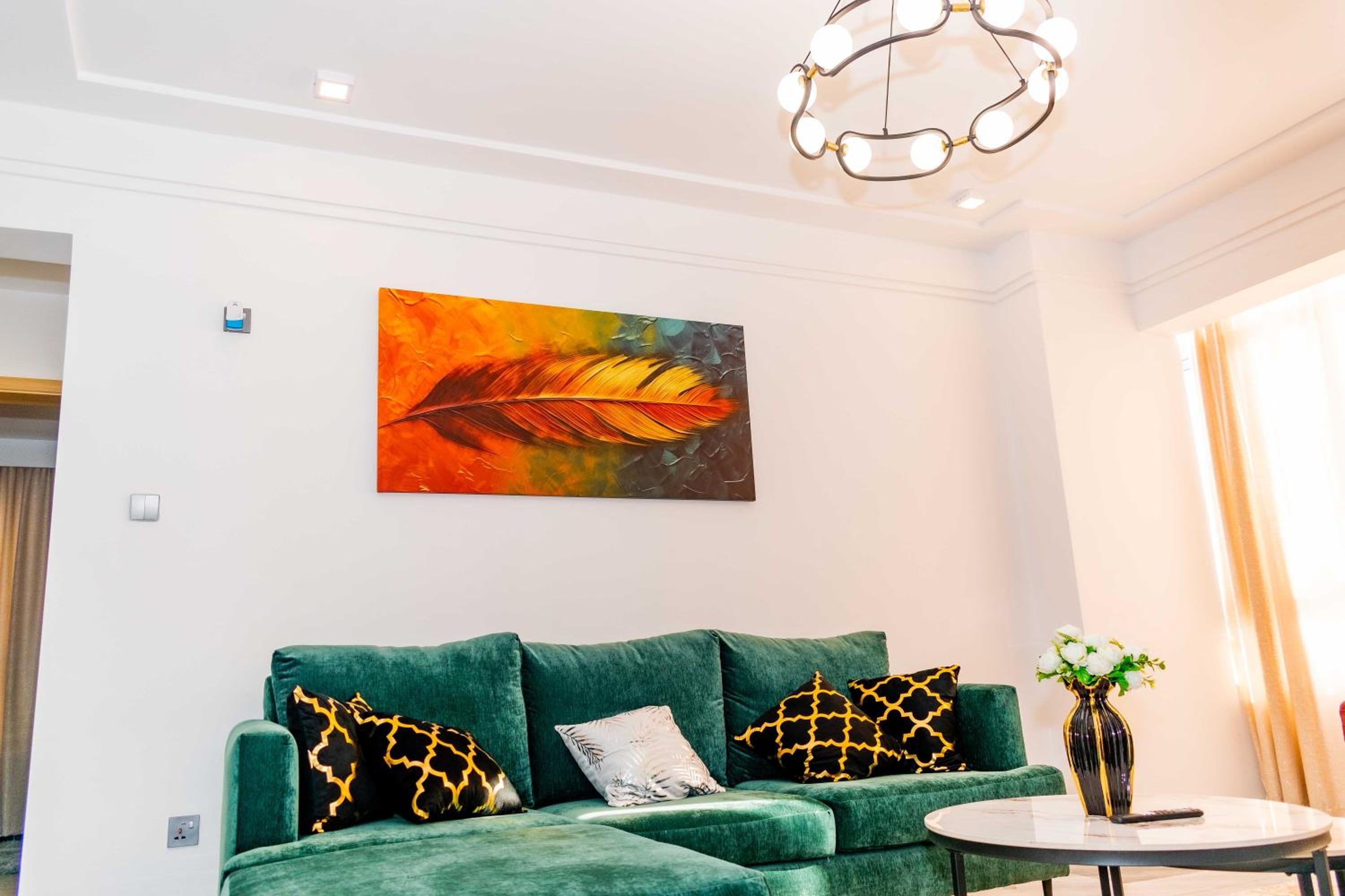 Staroot Charm 2BR Yaya center, Kilimani view 2