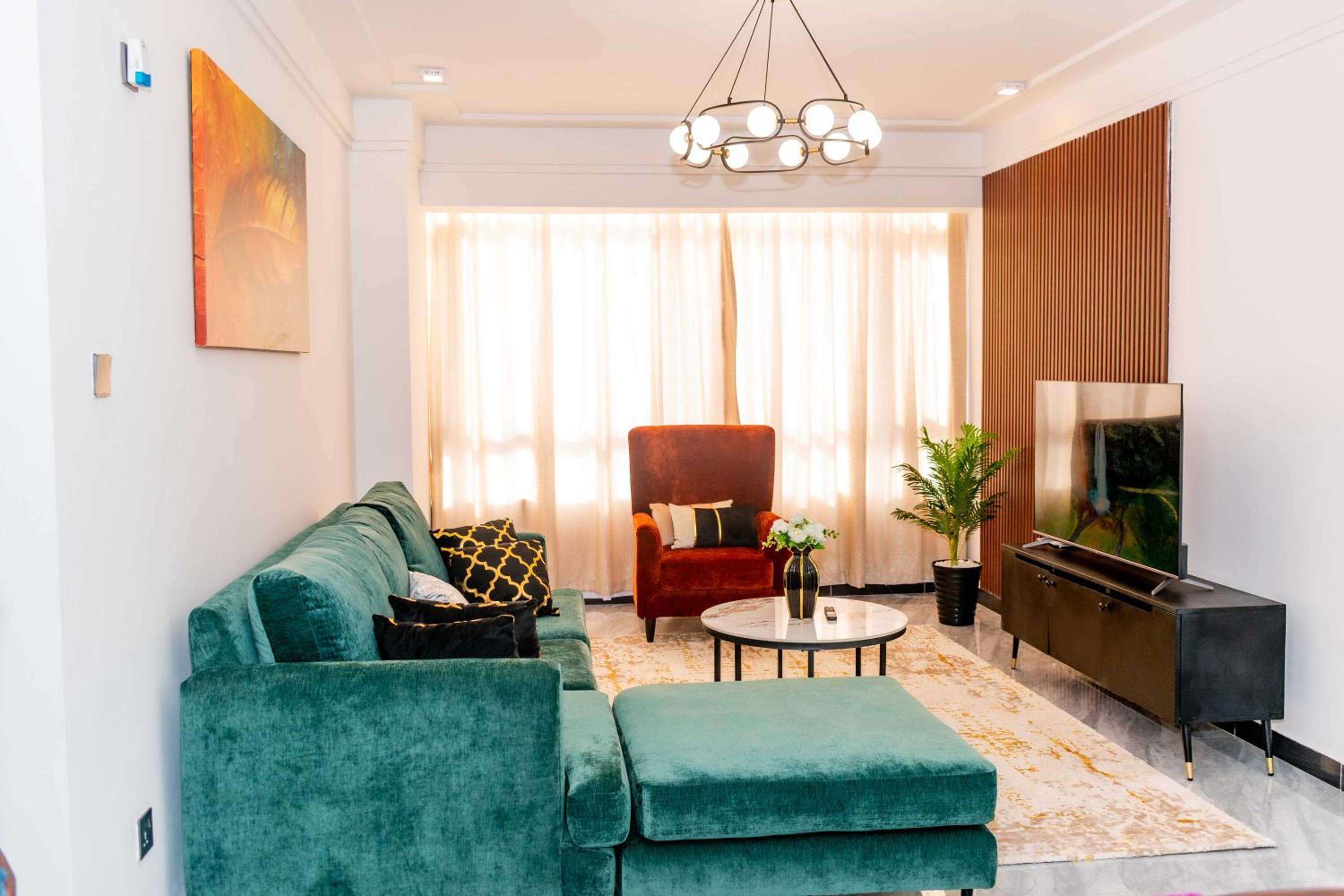 Staroot Charm 2BR Yaya center, Kilimani view 4