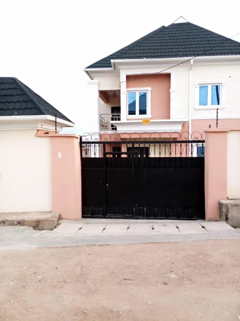Apartments Complex with Parking Ibadan Oluyole Extension - Sharp Corner view 5