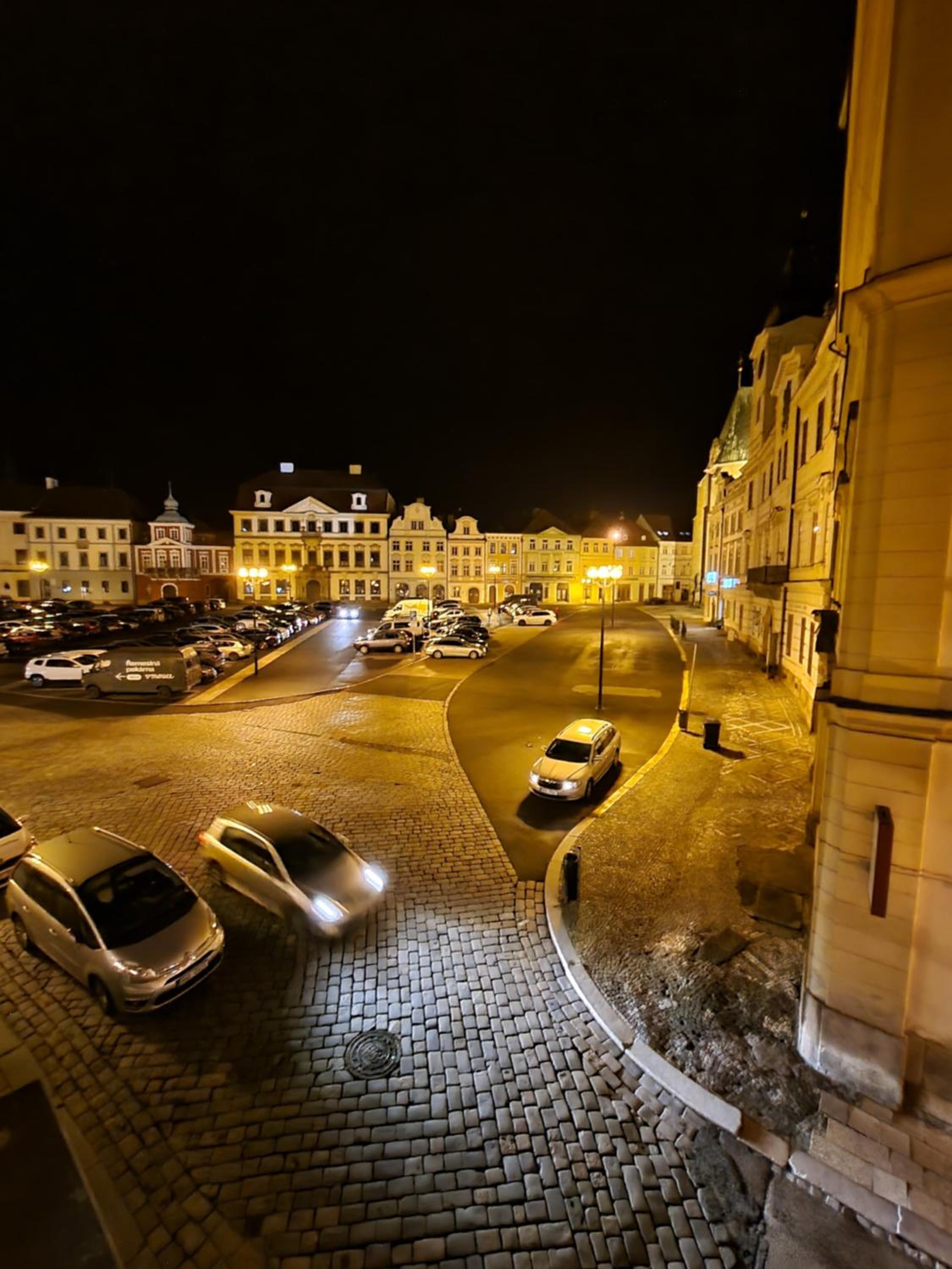 Romantické studio v podkroví na Velkém náměstí, Wi-Fi