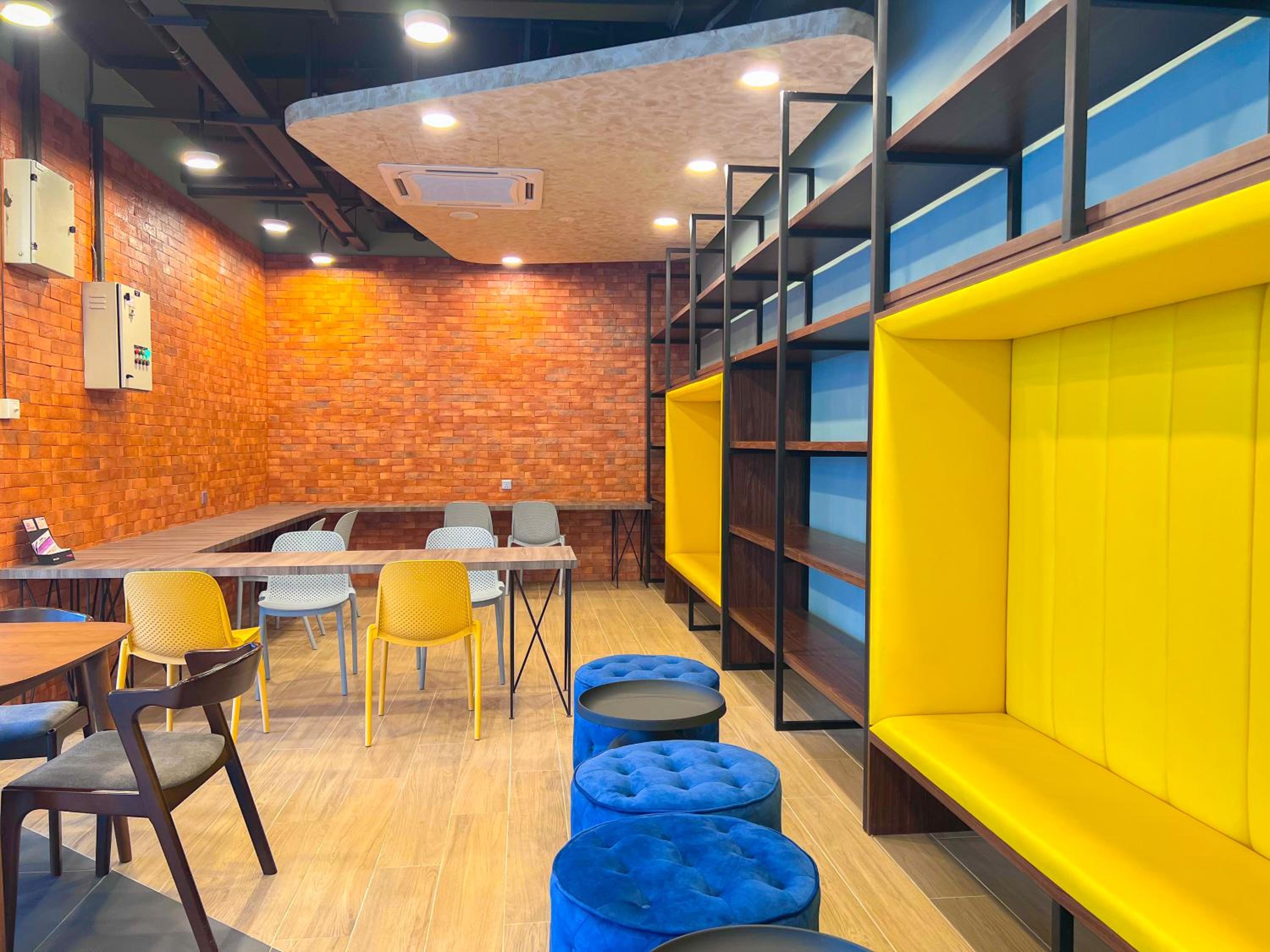 Neu Suites By Manhattan Group