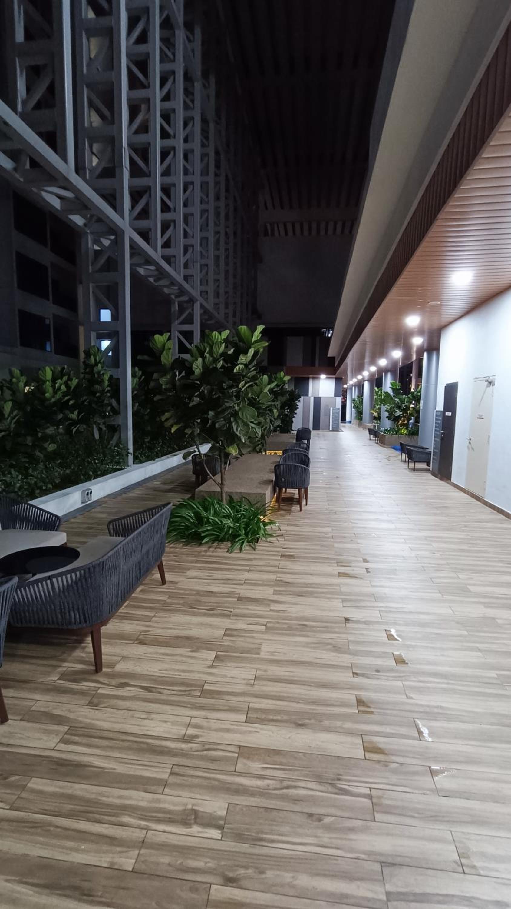 CL16A Muji Style Balcony Infinity Pool KLCC View