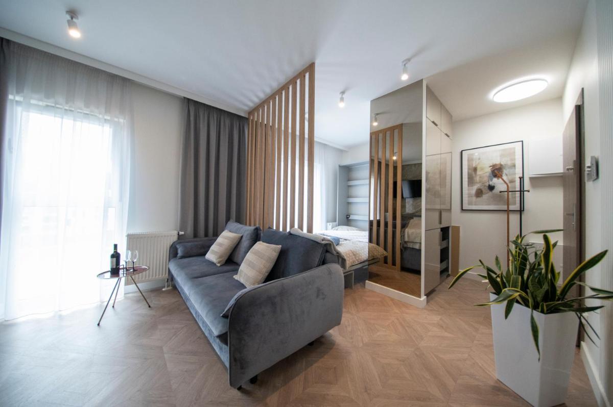 Capital Towers Rent Apartments view 4