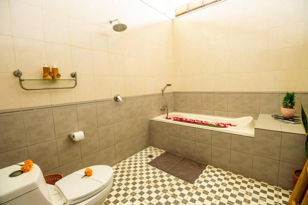 Photo 11