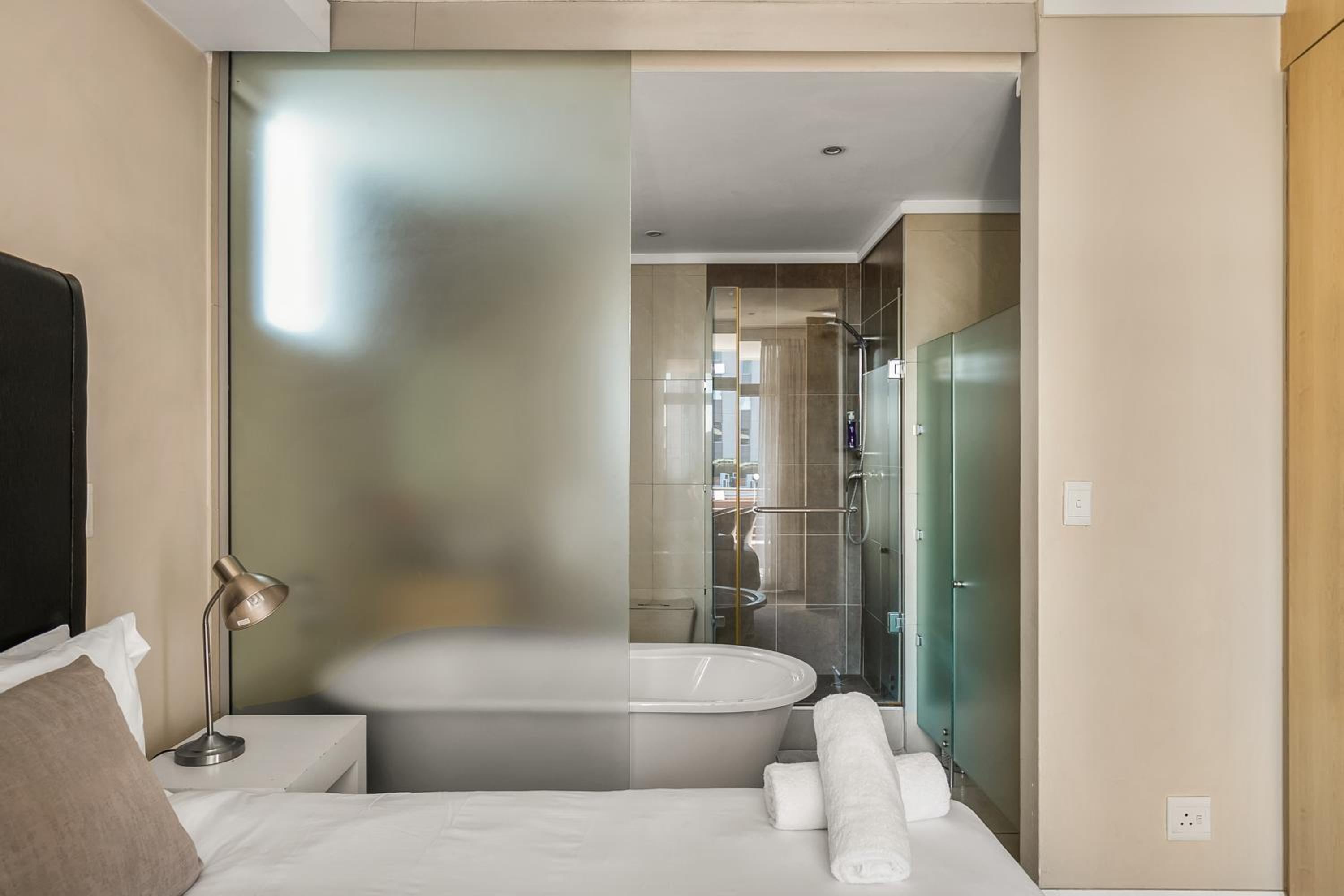 Hydro Park Residences in Sandton WITH GENERATOR