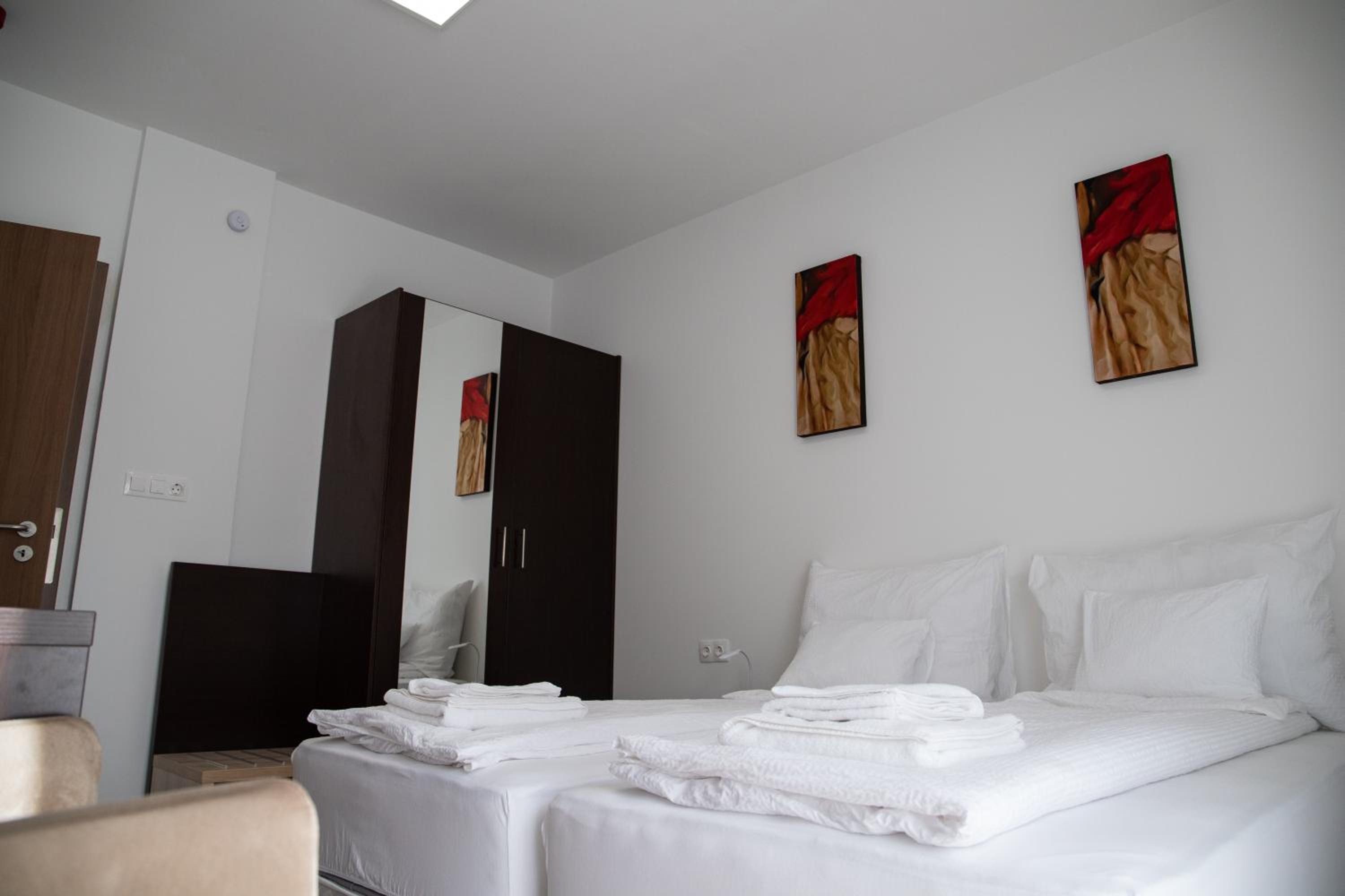 Rozmaring Apartmanház