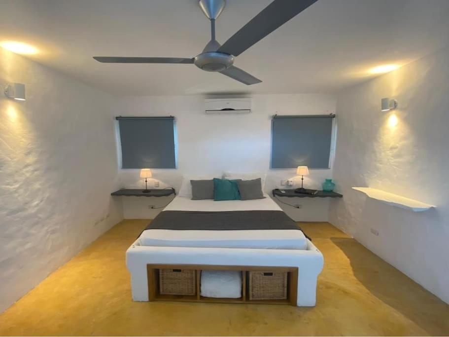 Spectacular Cozy Sea View Staffed Villa