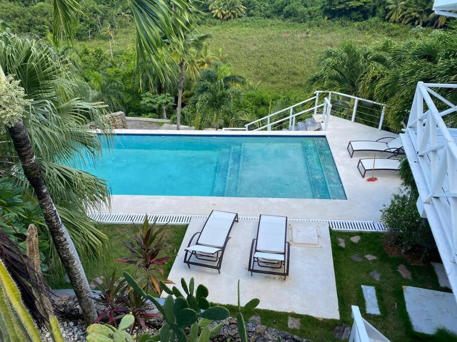 Spectacular Cozy Sea View Staffed Villa