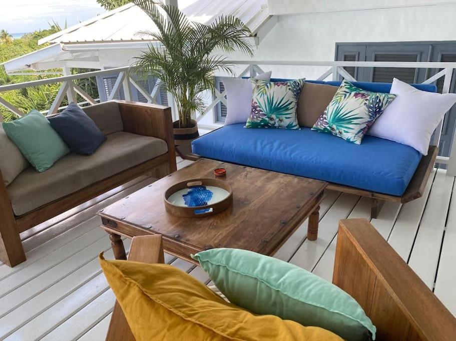 Spectacular Cozy Sea View Staffed Villa