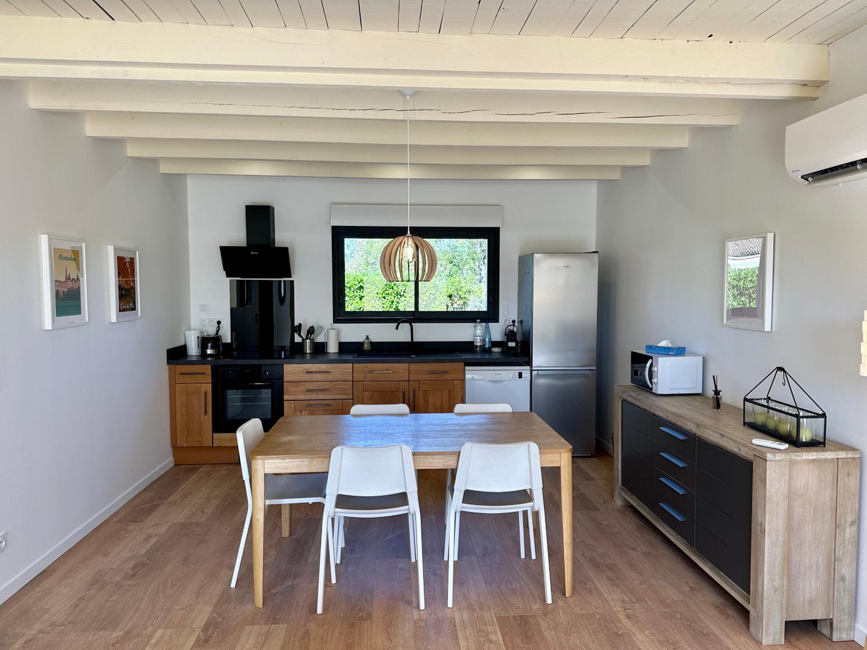 La Halte Occitane - Classé 3 étoiles - Pour 6 personnes, 3 chambres, parking, terrasse, tout inclus