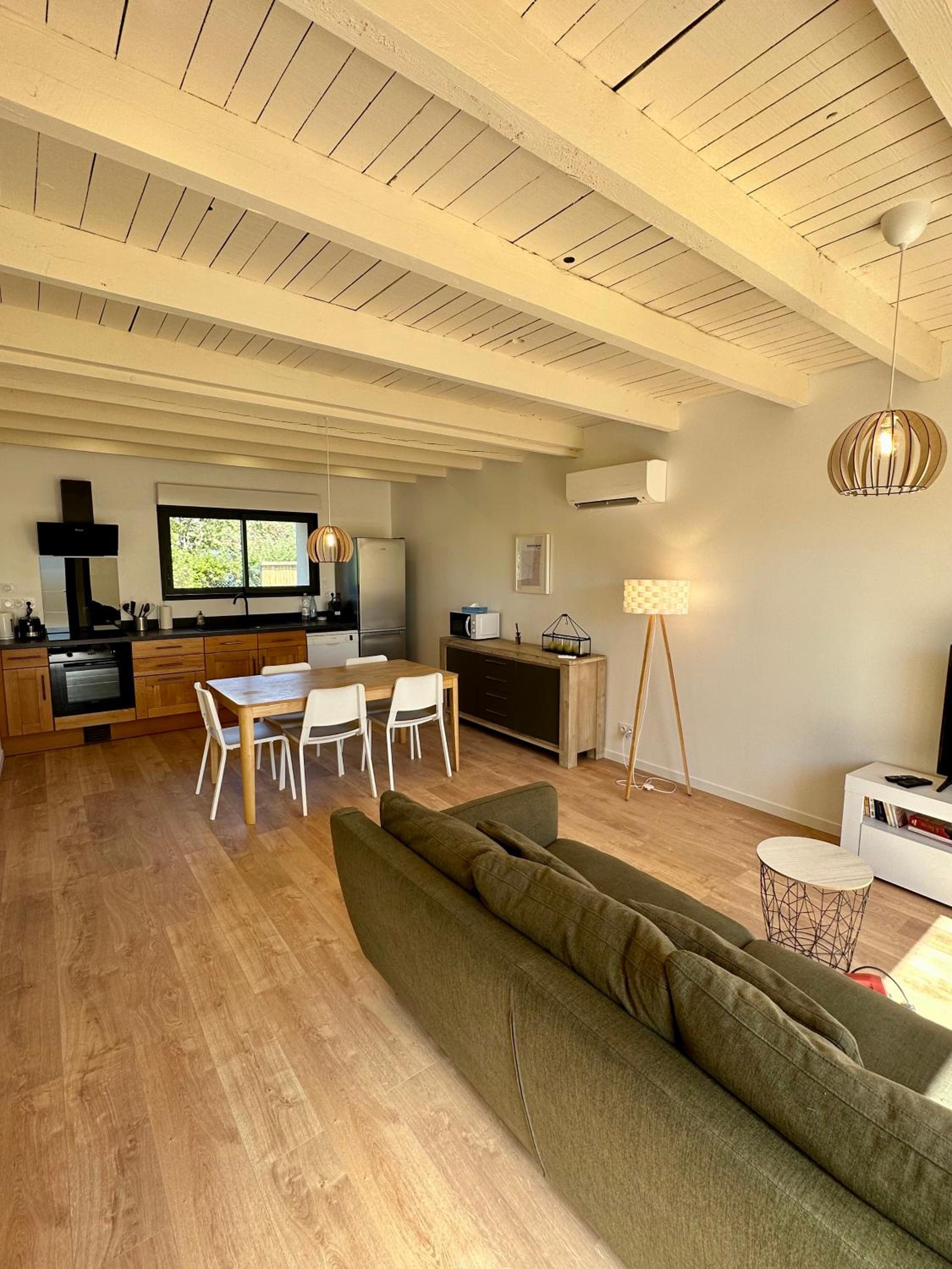 La Halte Occitane - Classé 3 étoiles - Pour 6 personnes, 3 chambres, parking, terrasse, tout inclus
