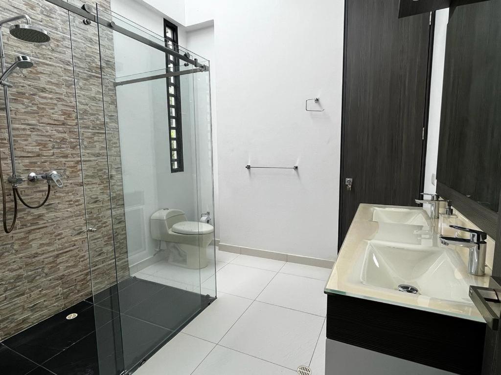 Photo 31