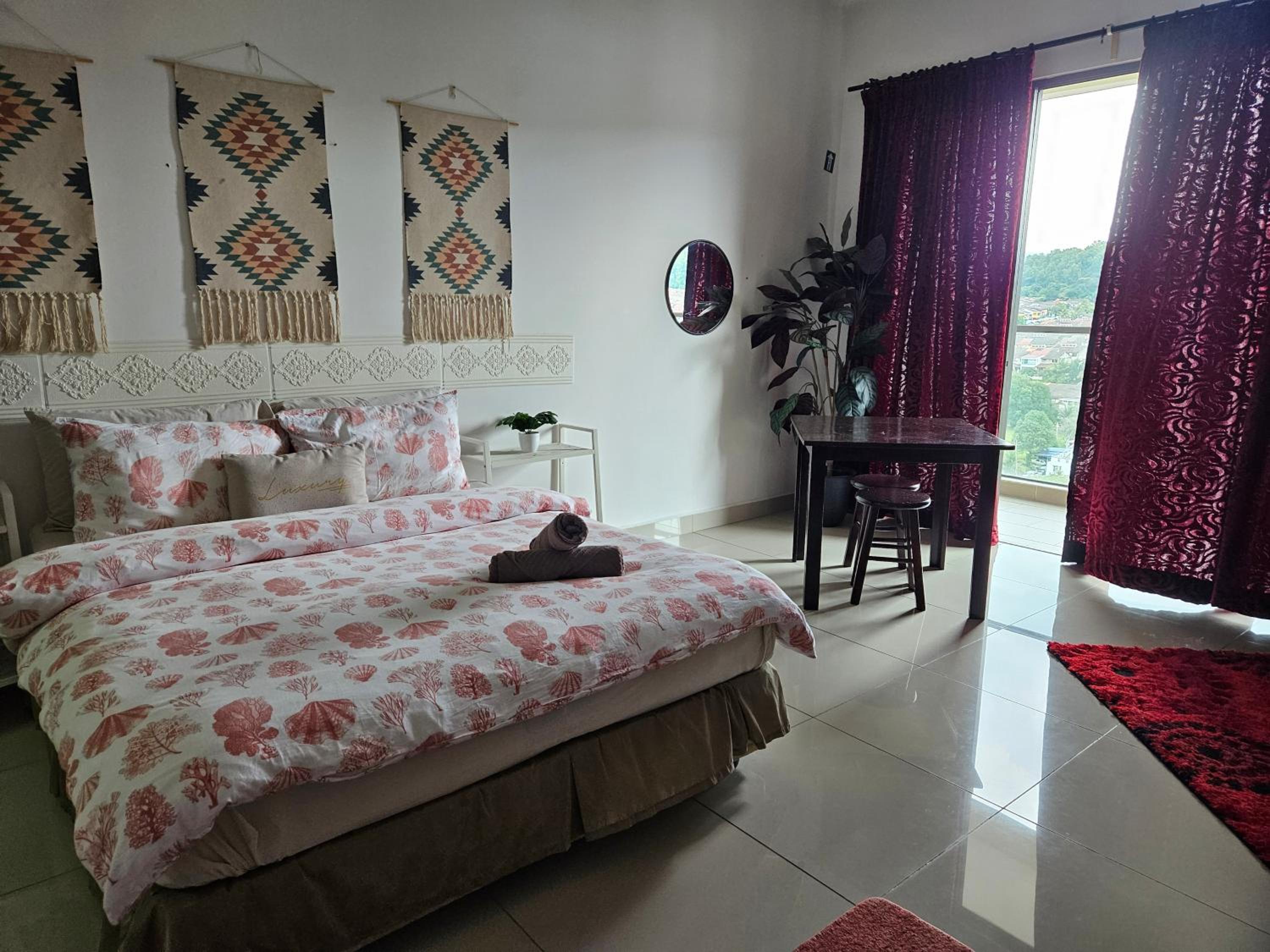 Urban 360 Queen Studio, Ritzqe Homestay photo 1