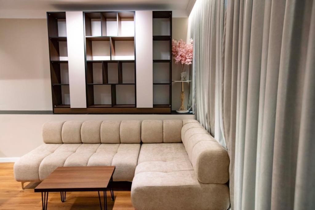 Luxury Apartment at Condor Center