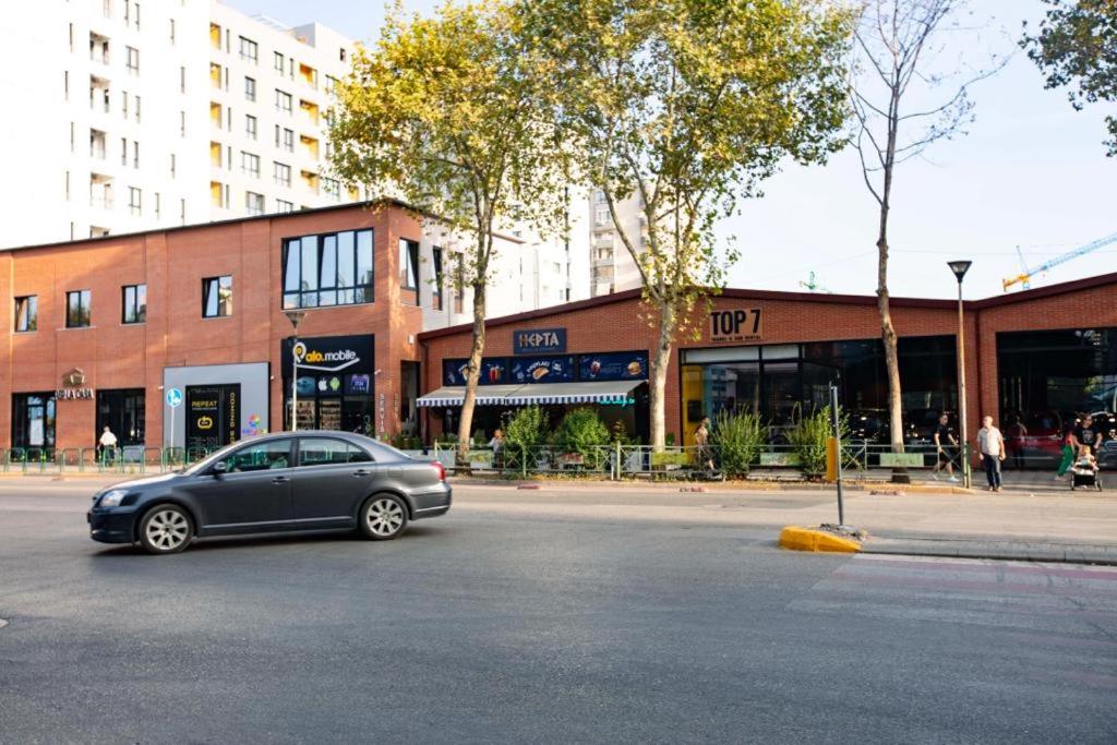 Luxury Apartment at Condor Center