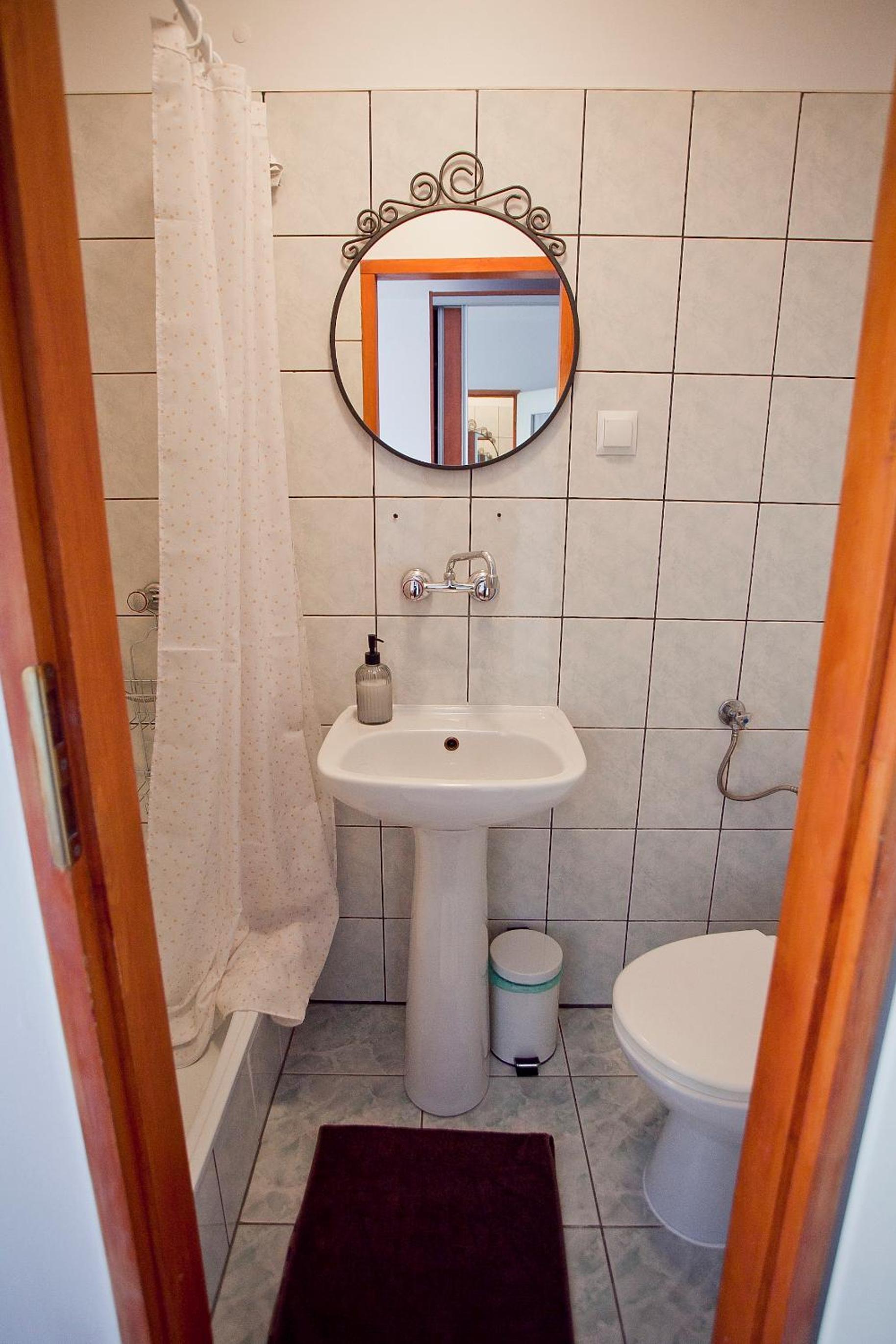 Photo 38