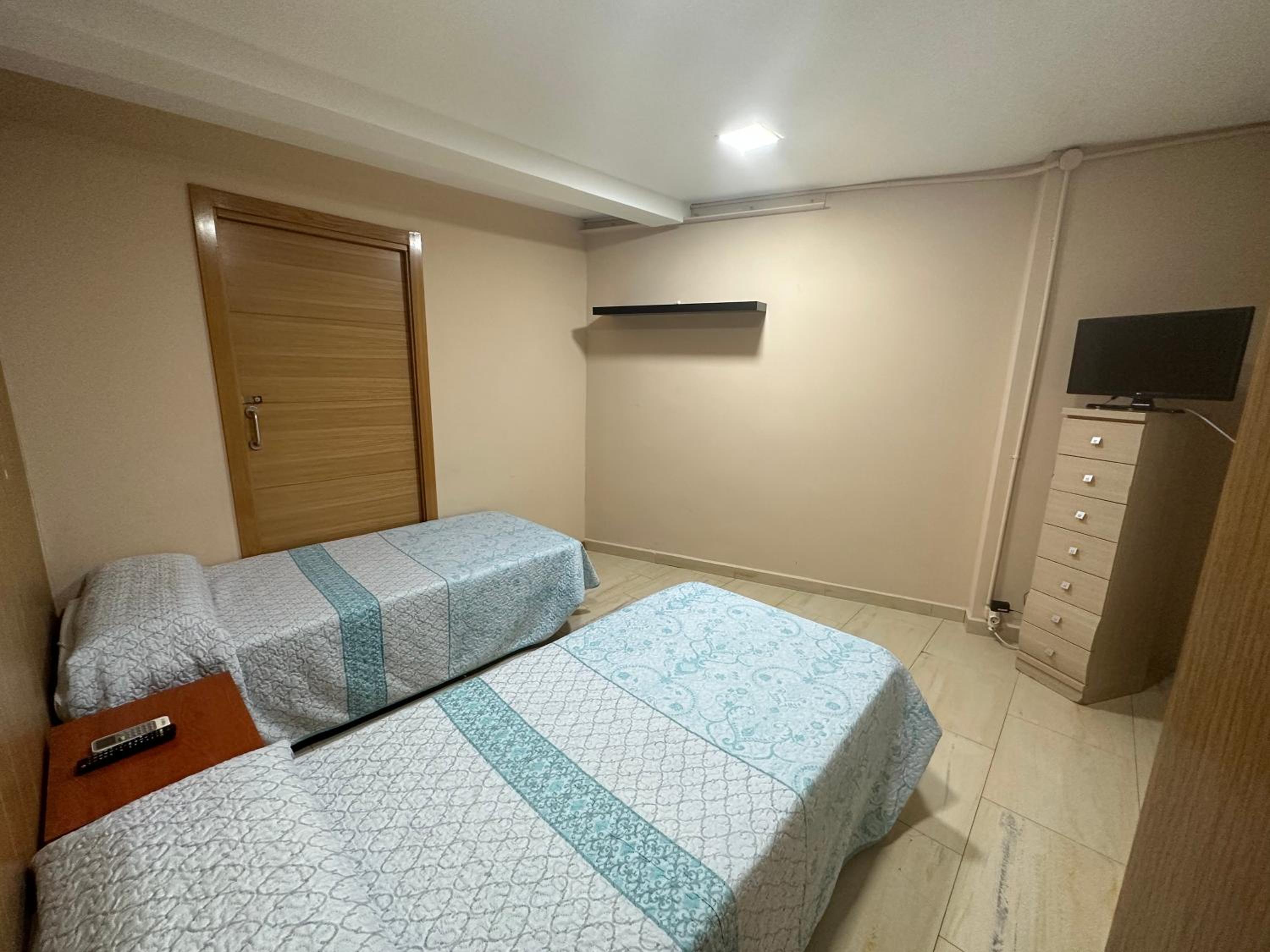 Hostal El Gaitero view 4