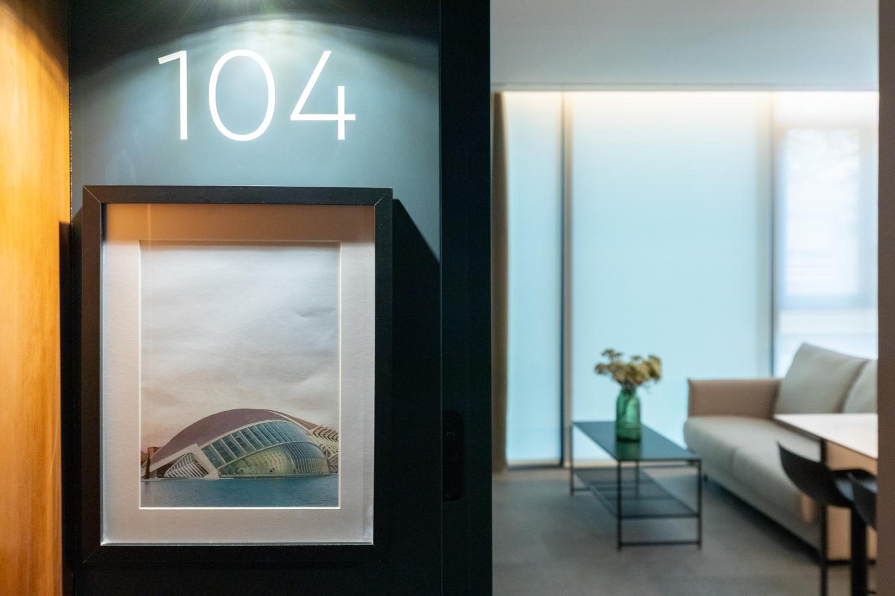 Calatrava by Alma Suites