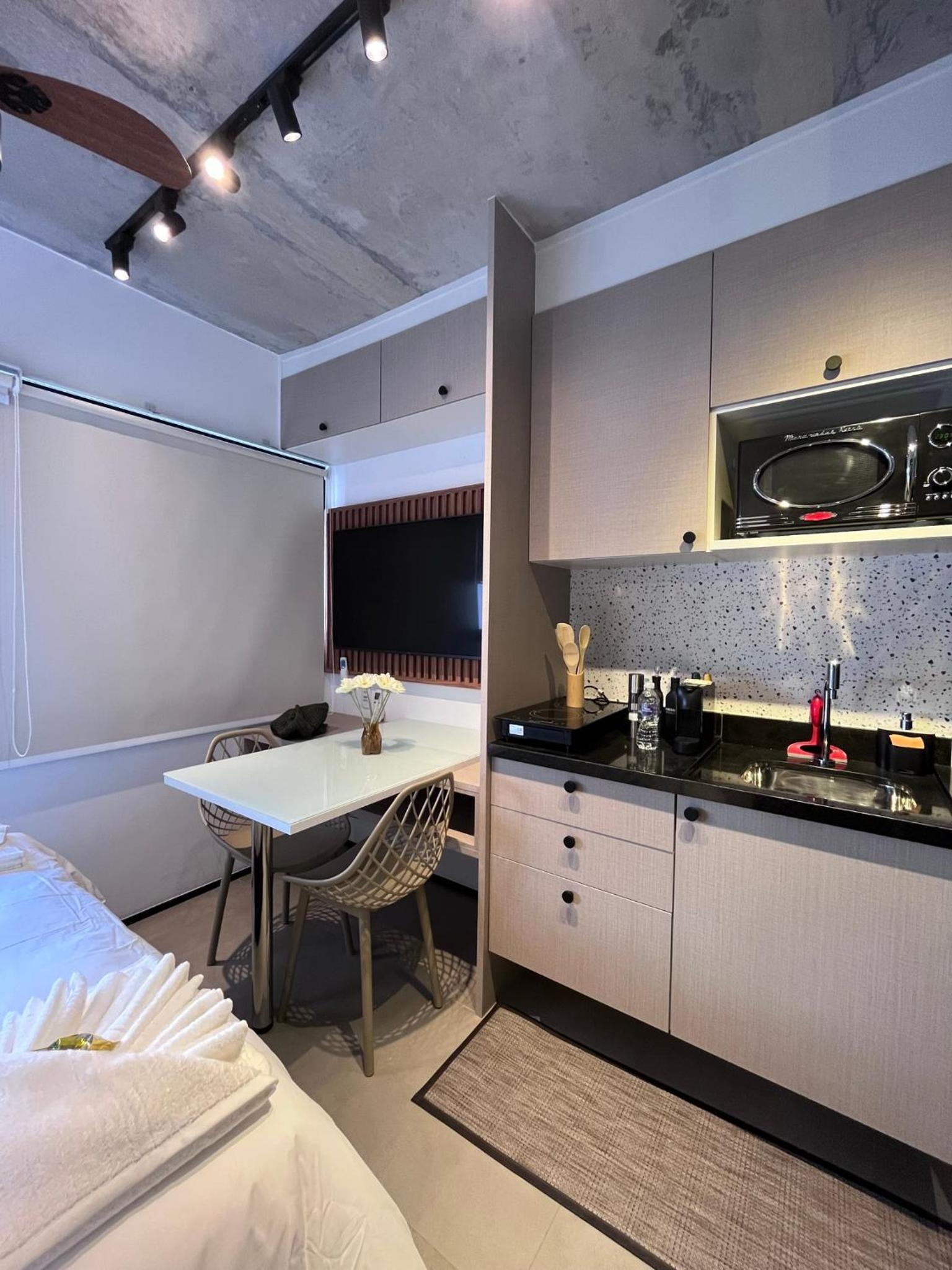 Studio Próx. Sírio Libanês e Av. Paulista