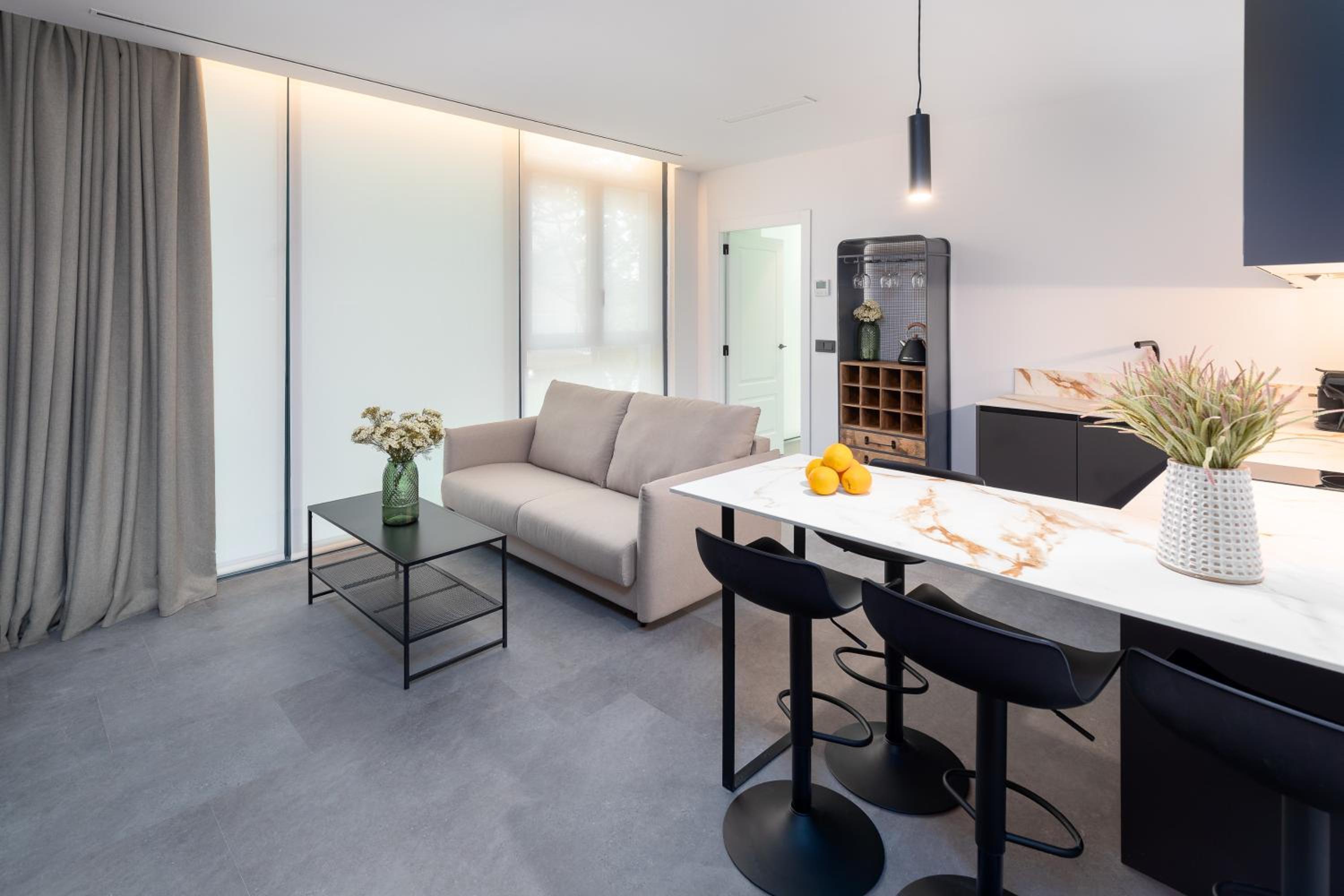 Calatrava by Alma Suites
