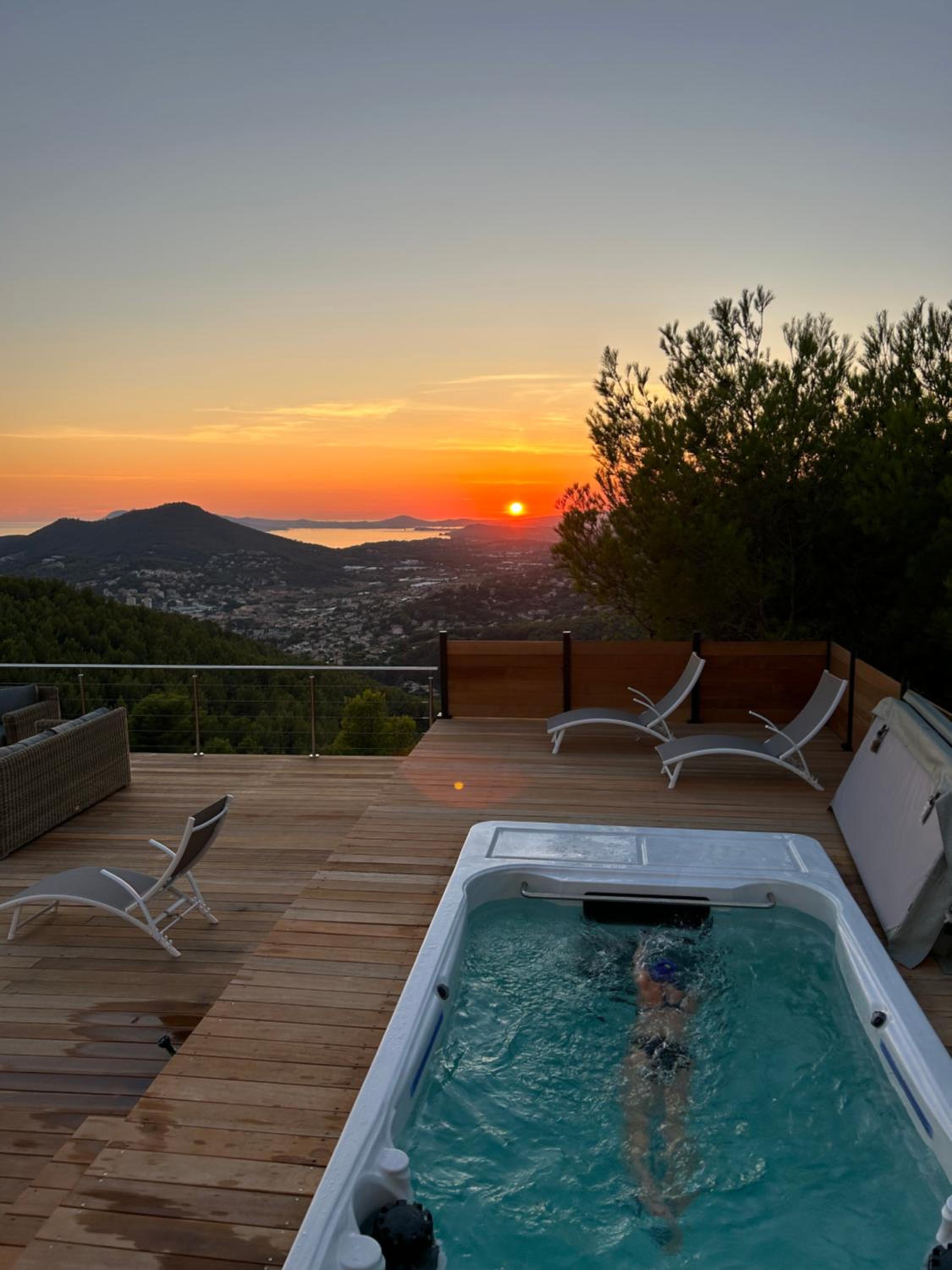 Villa 4 Etoiles vue sur les Iles d'Or Carqueiranne Sea and Mountain Pleasure Villa vue mer 180