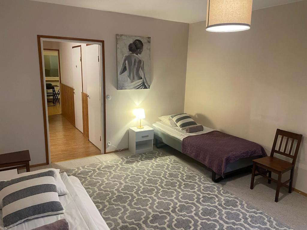 LibO-apartment, Saarijärvi 17 with free parking view 2