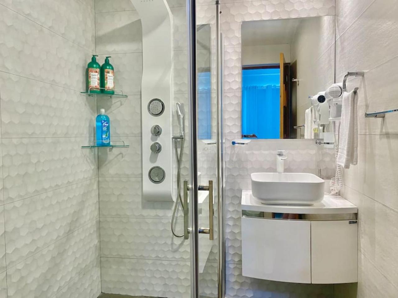 Upscale City Center Condo