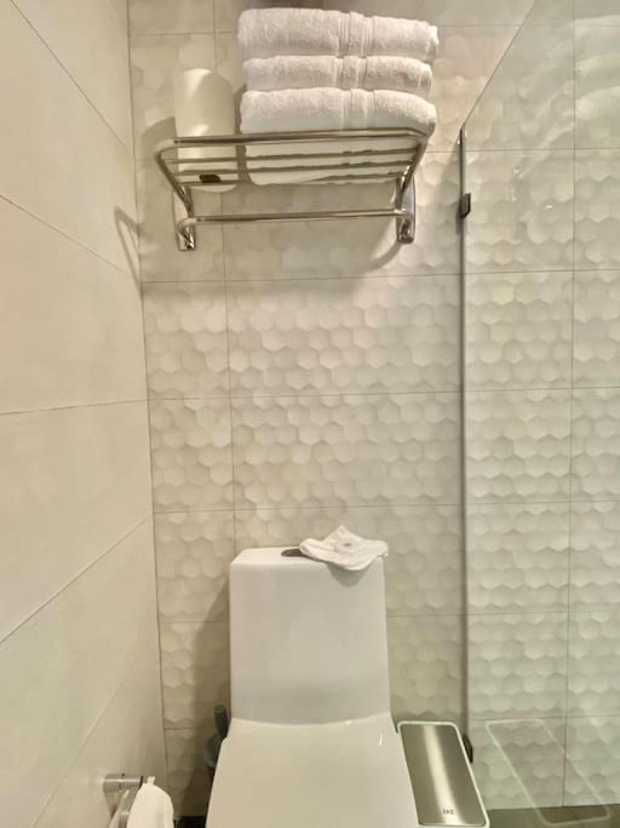 Upscale City Center Condo