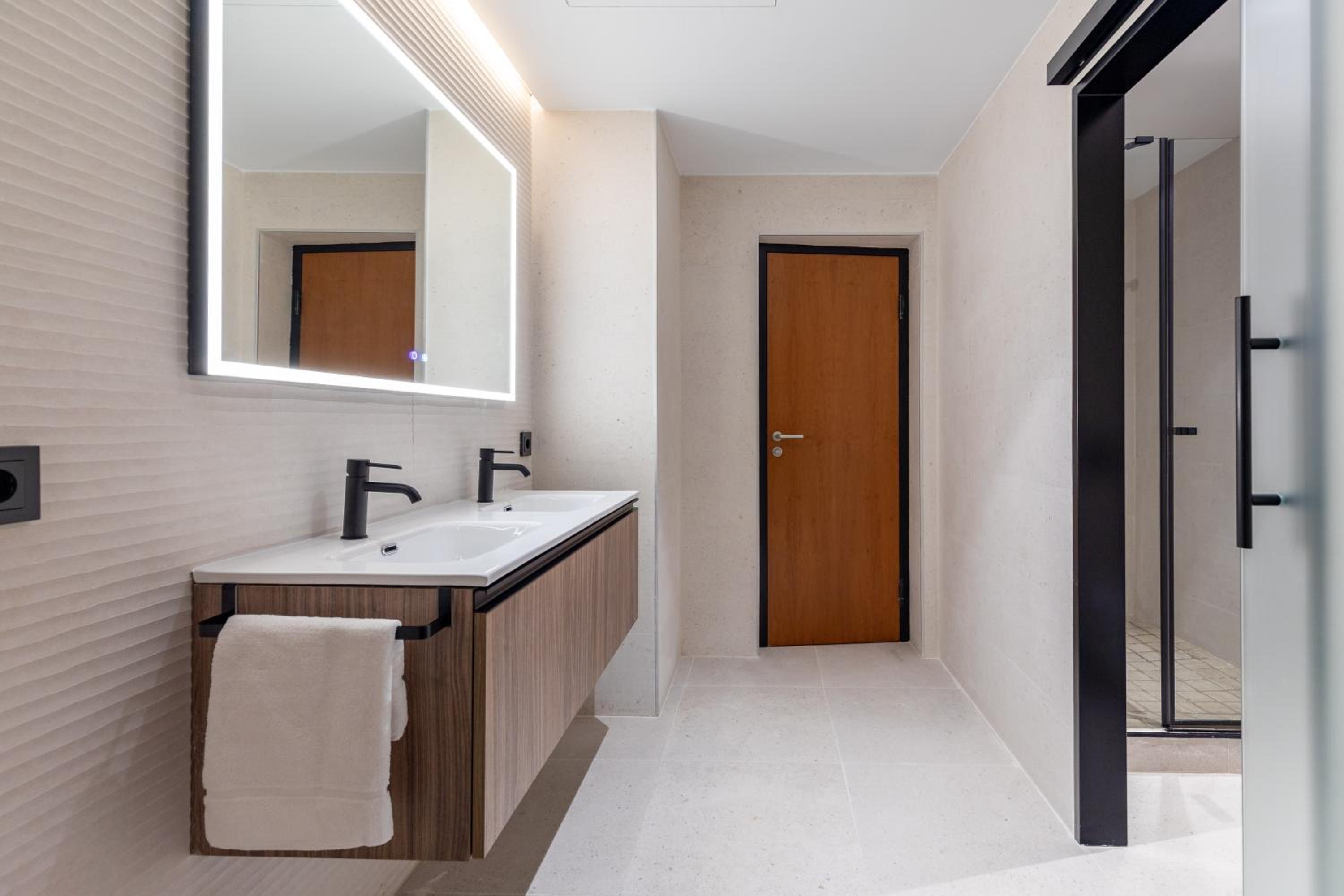 Calatrava by Alma Suites